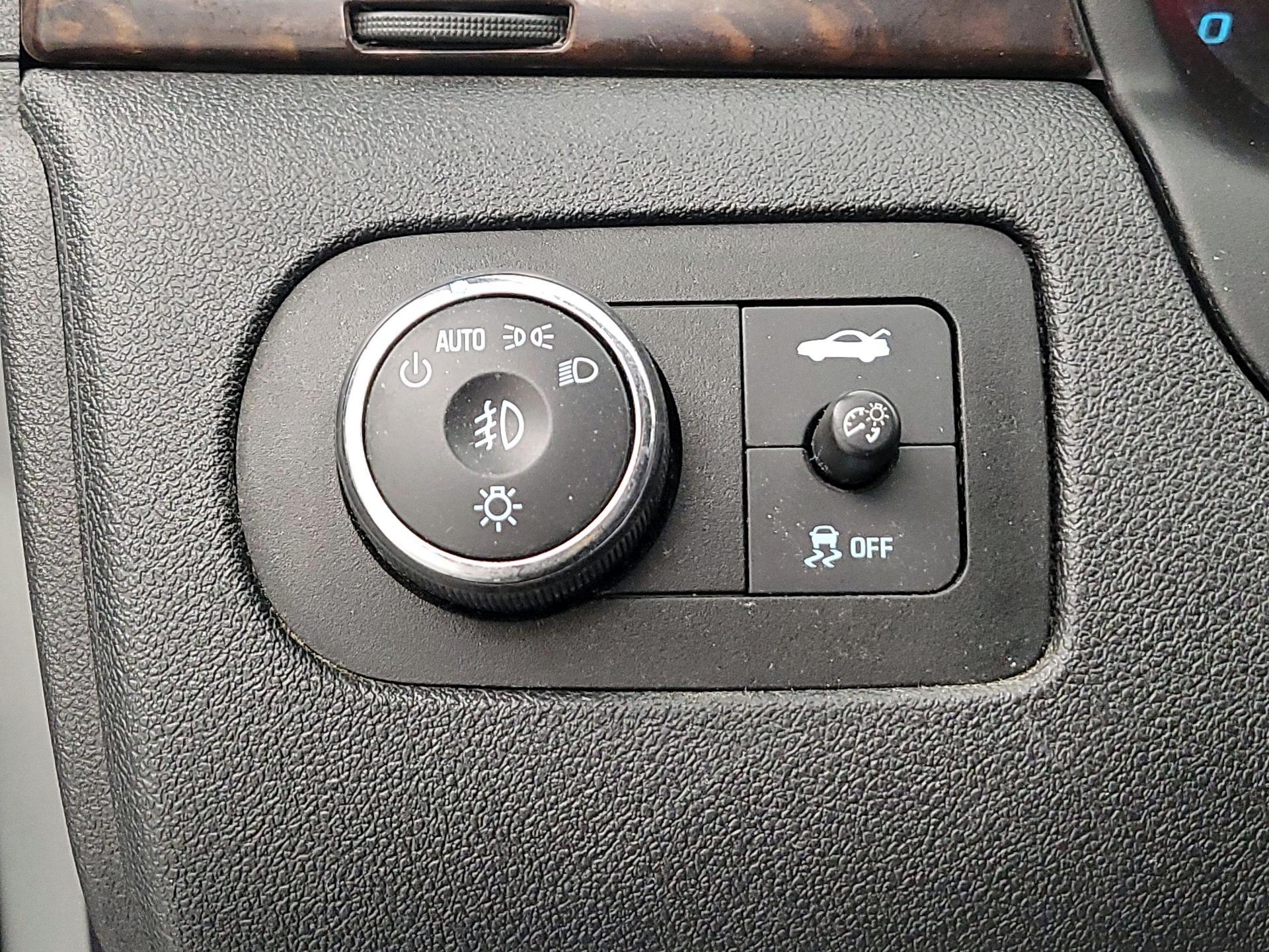 Thumbnail: 2016 Chevrolet Impala - 11