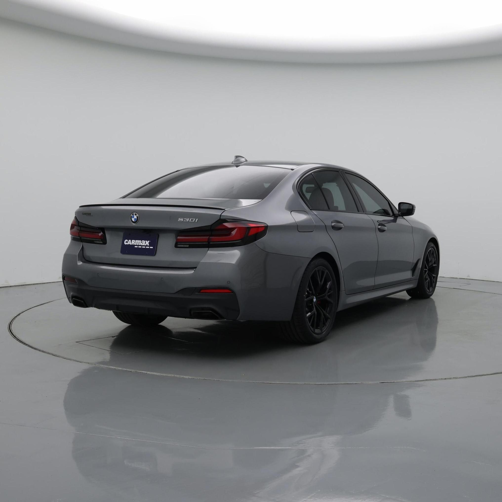 Thumbnail: 2023 BMW 5 Series - 8