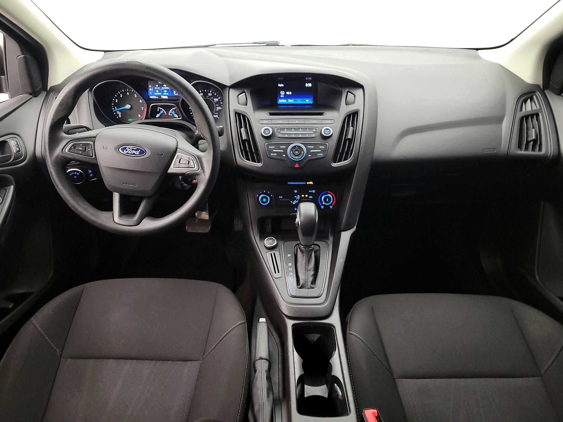 Thumbnail: 2016 Ford Focus - 9