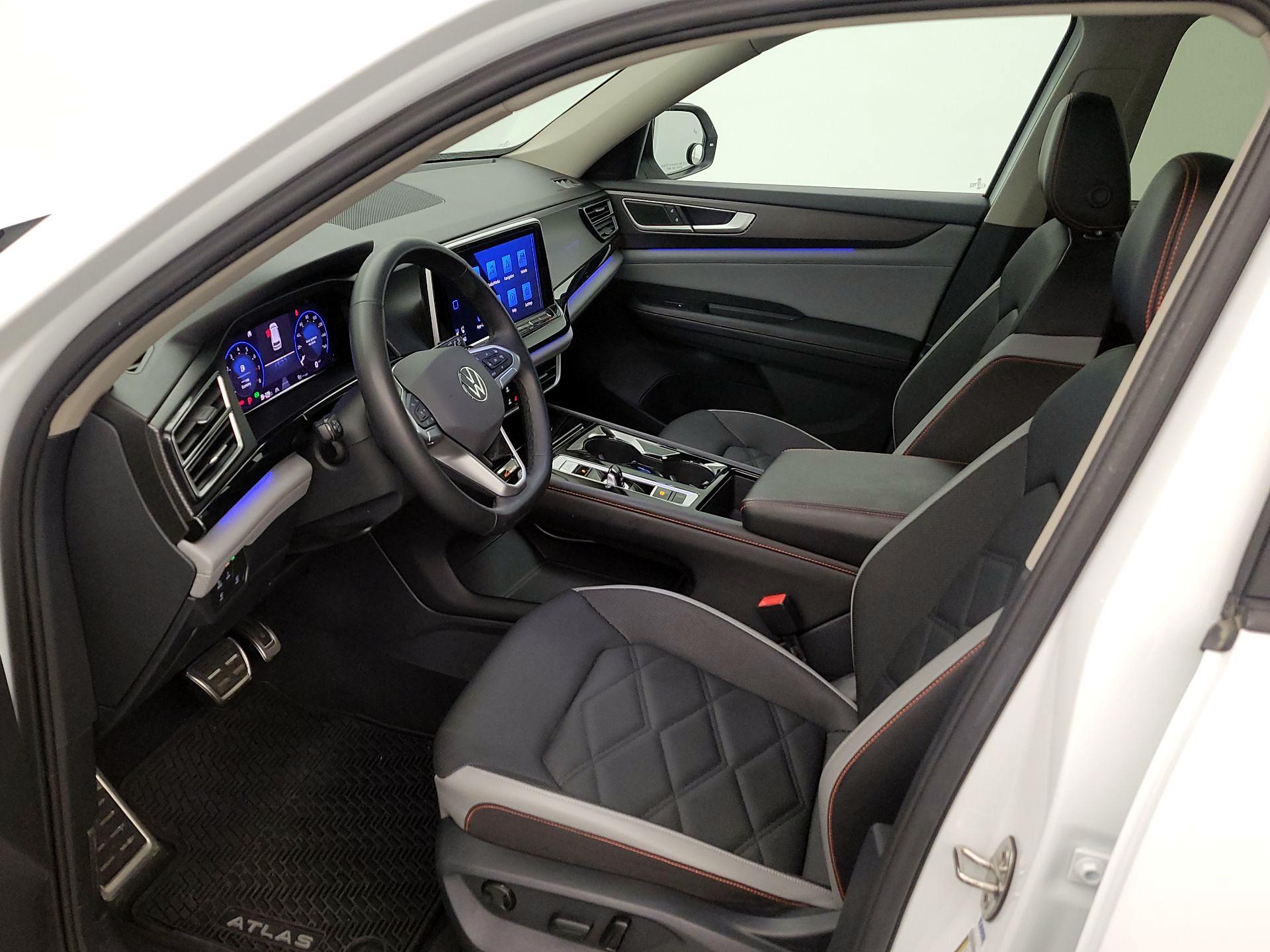 Thumbnail: 2024 Volkswagen Atlas - 11