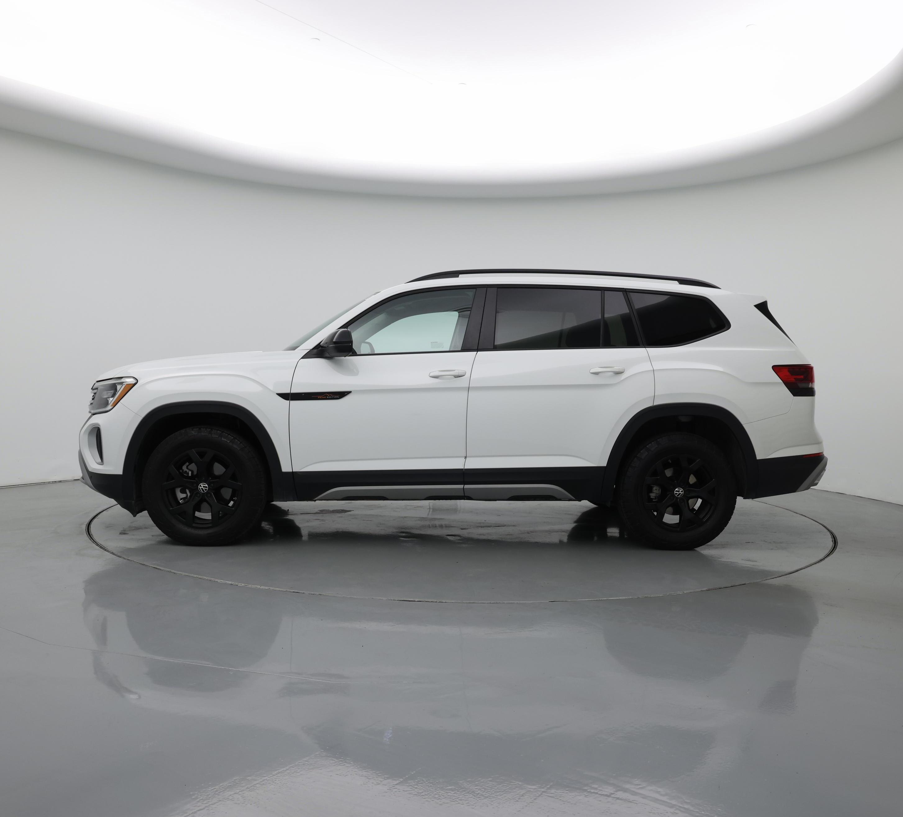 Thumbnail: 2024 Volkswagen Atlas - 3