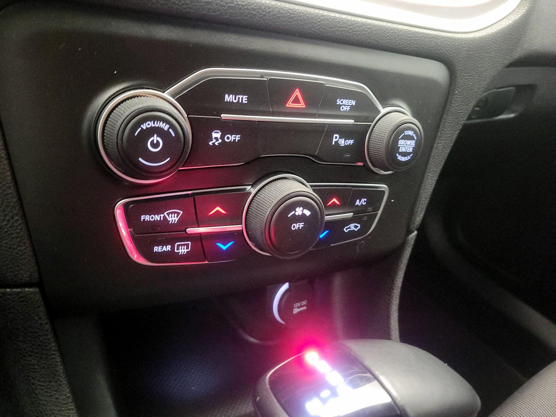 Thumbnail: 2021 Dodge Charger - 16