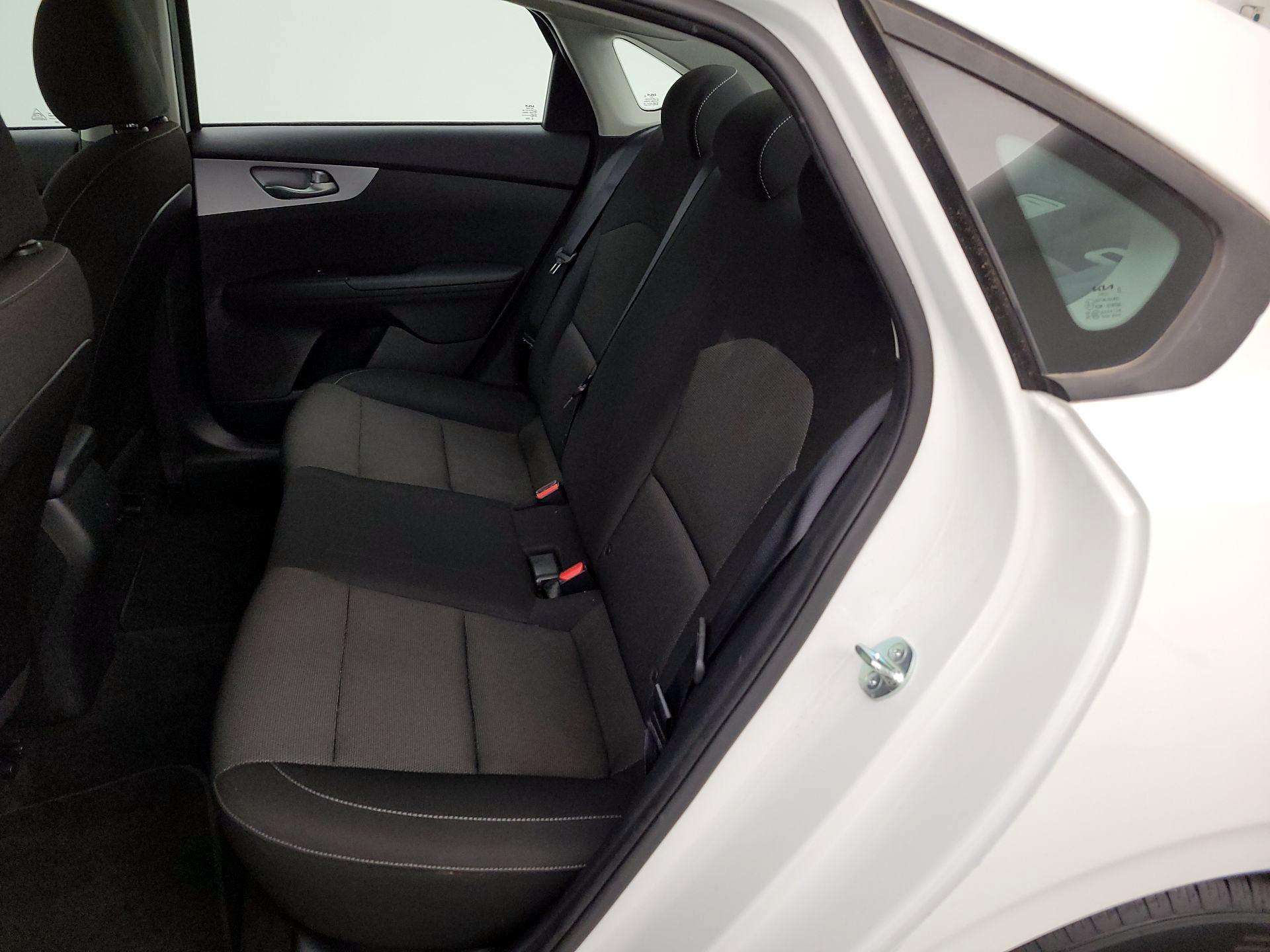 Thumbnail: 2023 Kia Forte - 19