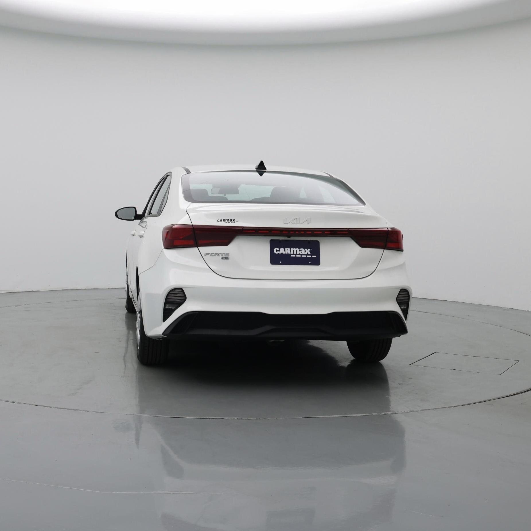 Thumbnail: 2023 Kia Forte - 6