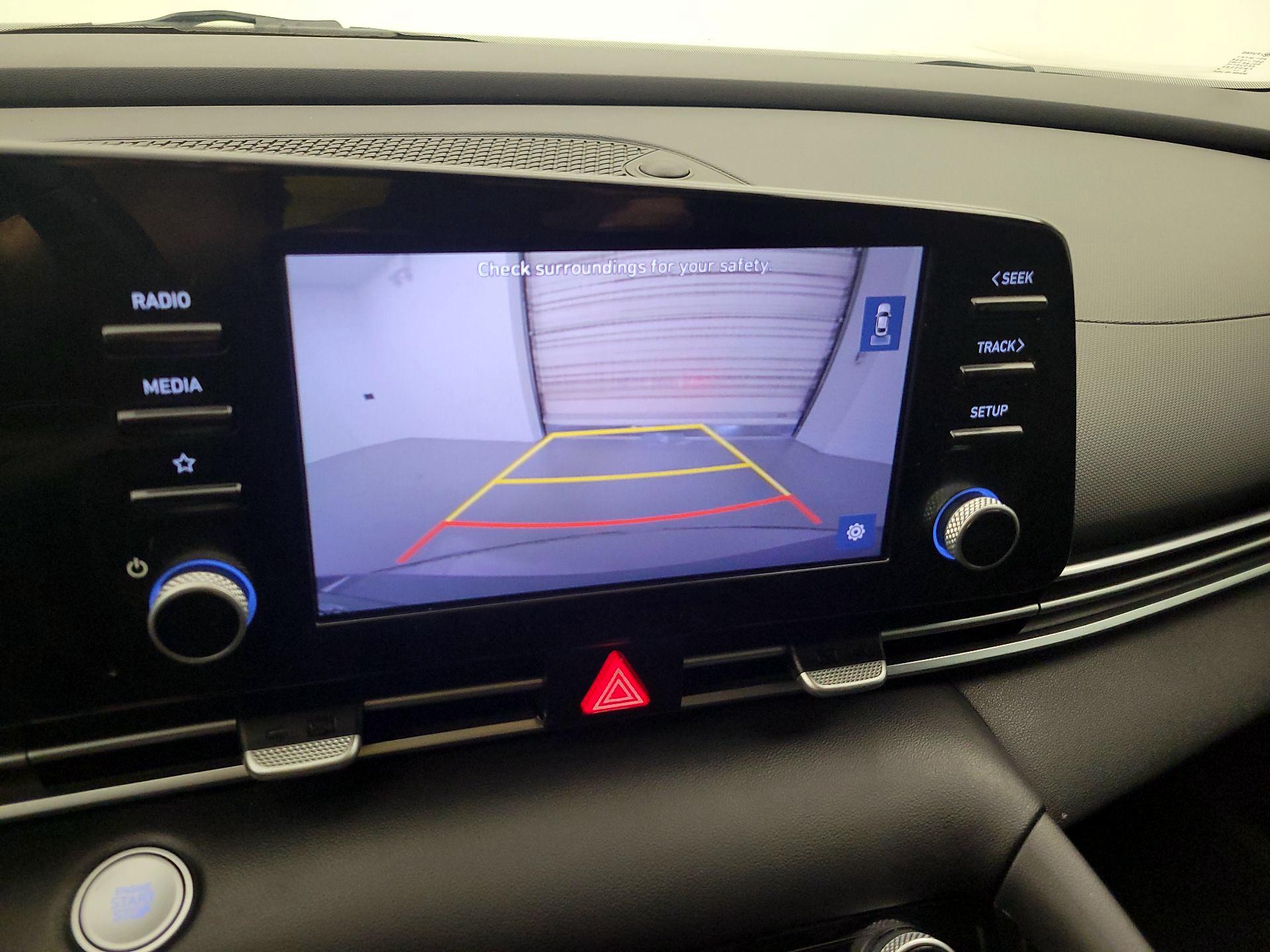 Thumbnail: 2022 Hyundai Elantra - 14