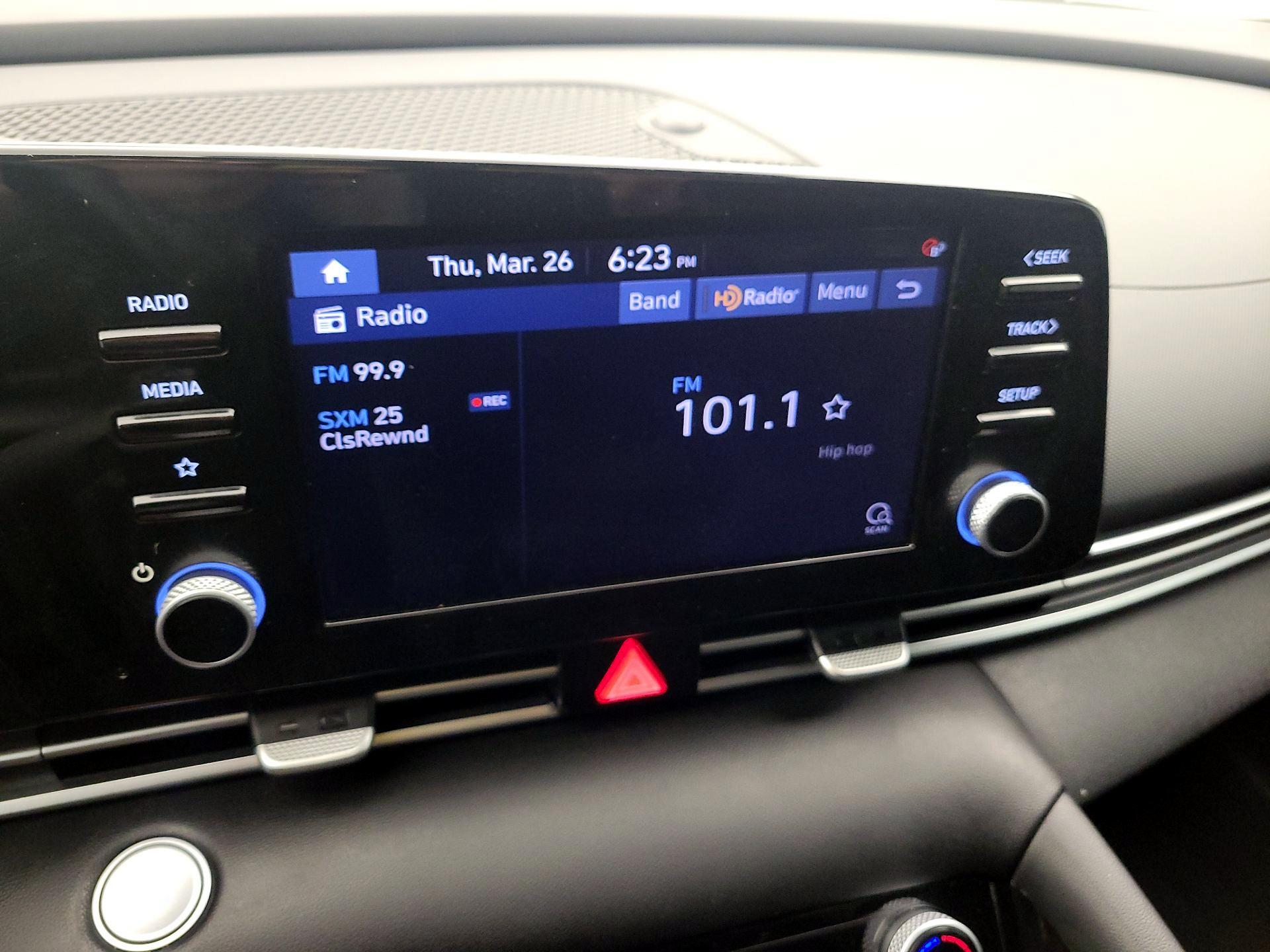 Thumbnail: 2022 Hyundai Elantra - 15