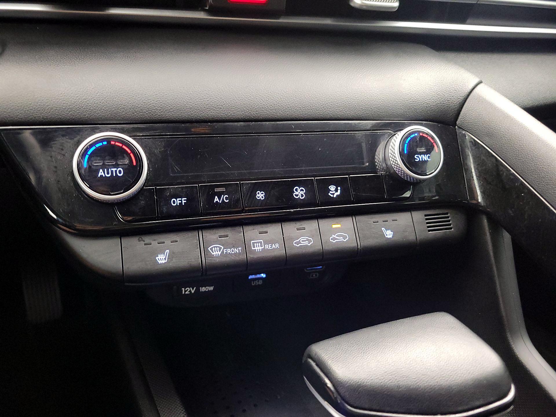 Thumbnail: 2022 Hyundai Elantra - 16