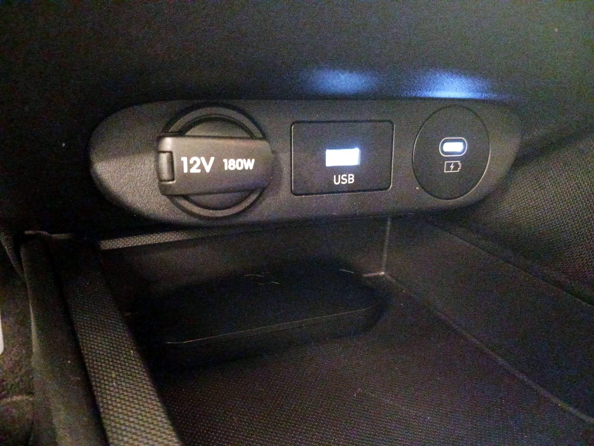 Thumbnail: 2025 Hyundai Elantra - 18