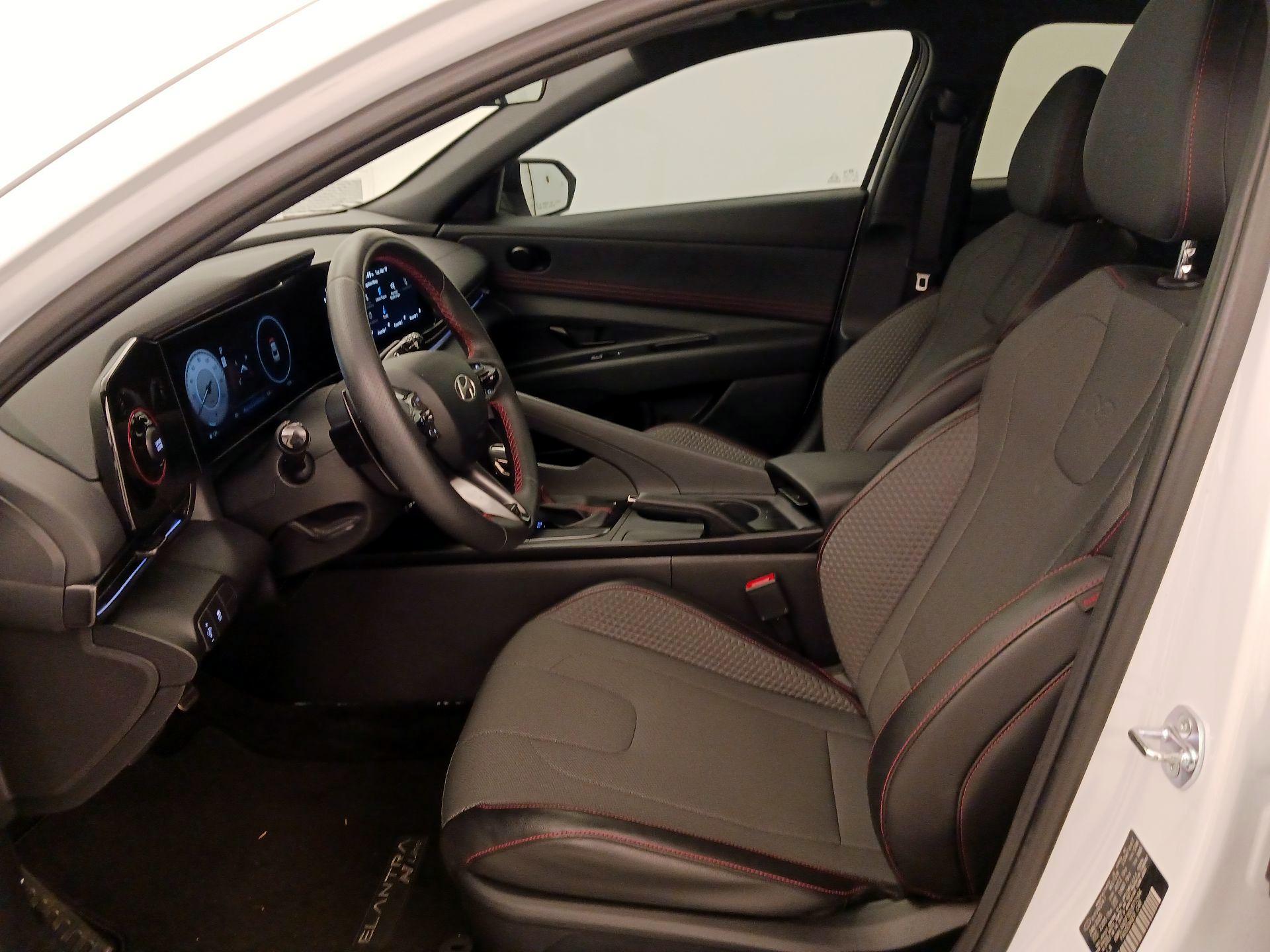 Thumbnail: 2025 Hyundai Elantra - 11