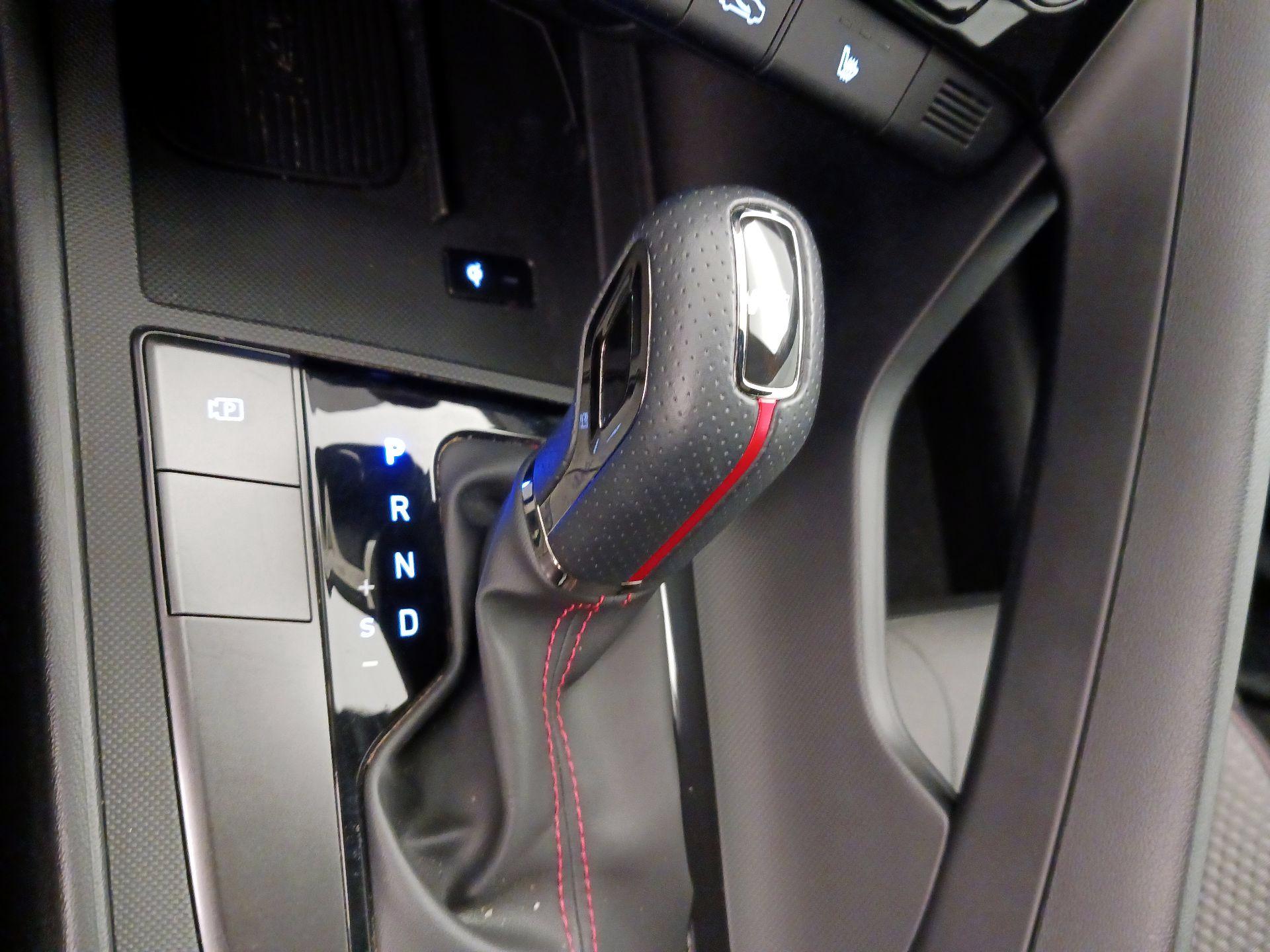 Thumbnail: 2025 Hyundai Elantra - 18