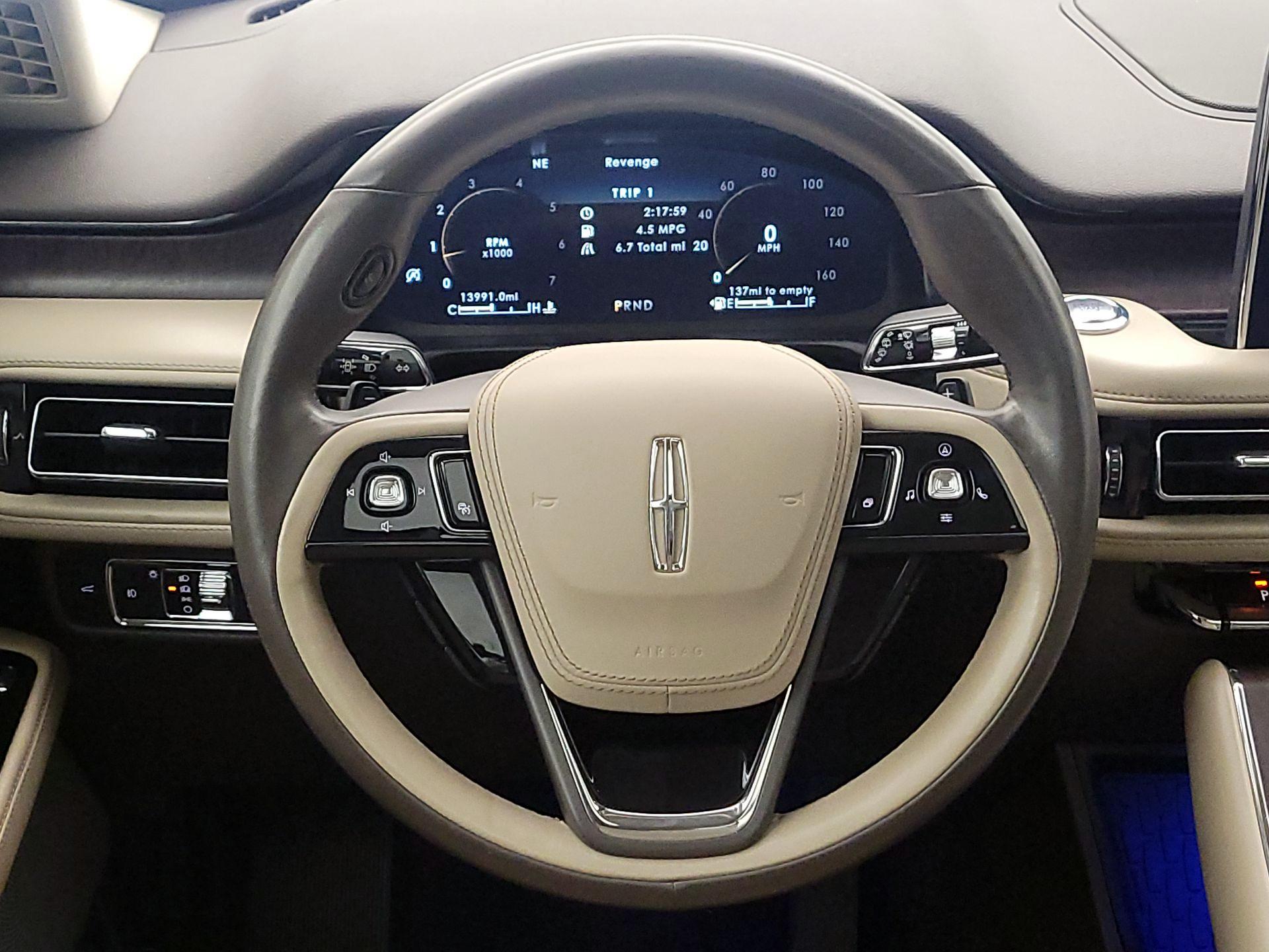 Thumbnail: 2021 Lincoln Aviator - 10