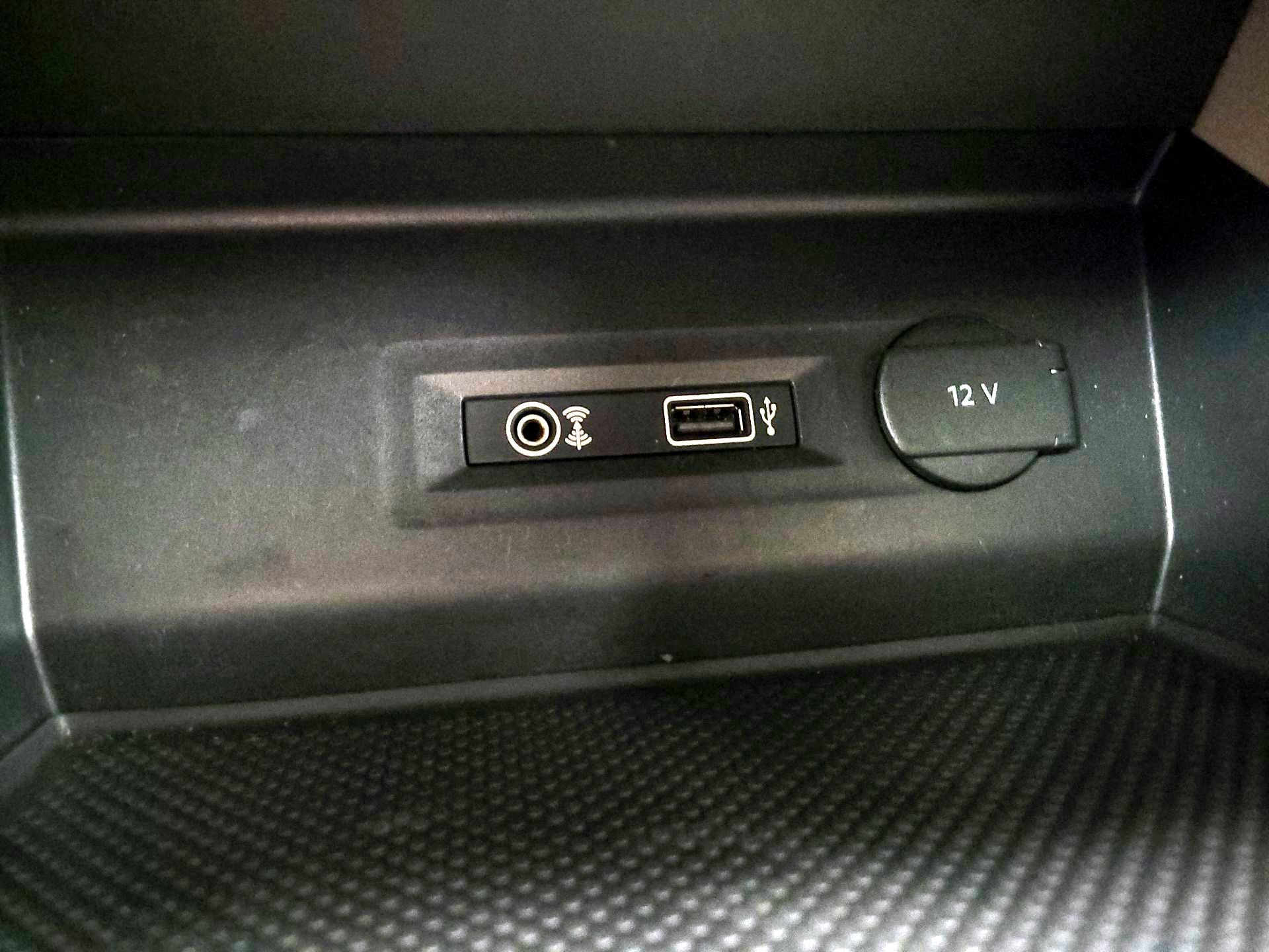 Thumbnail: 2018 Volkswagen Atlas - 18