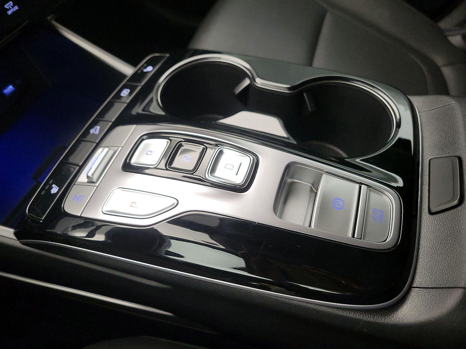 Thumbnail: 2023 Hyundai Tucson - 17