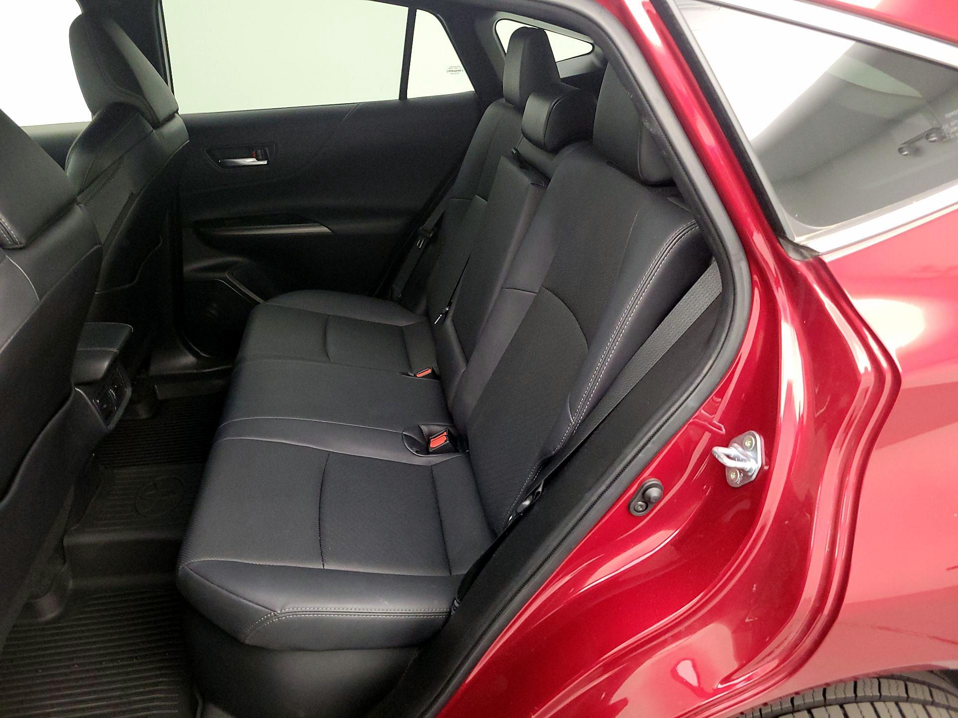 Thumbnail: 2022 Toyota Venza - 20