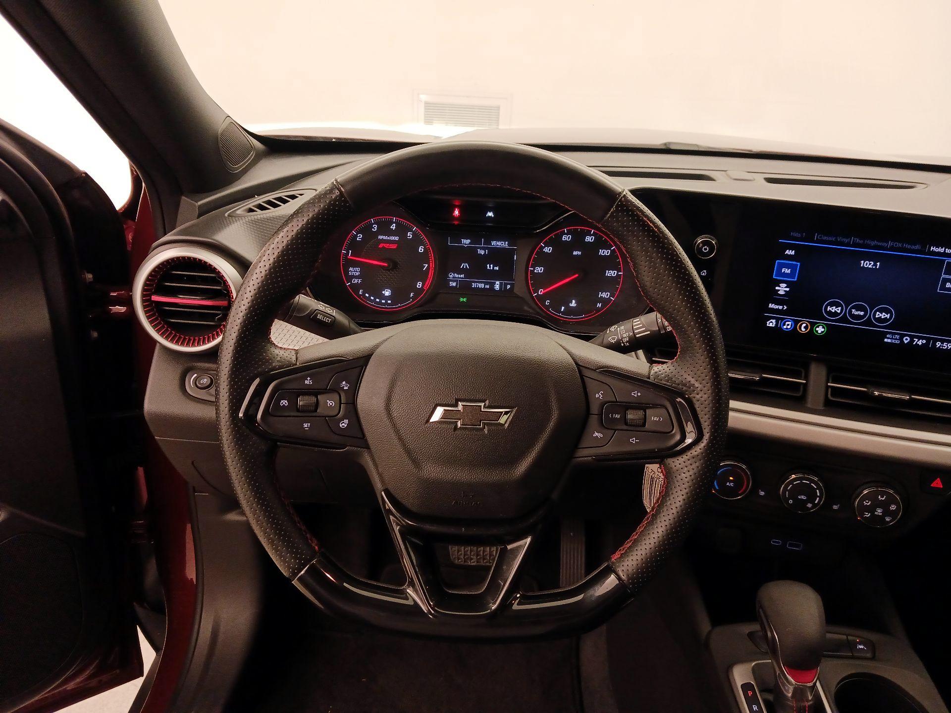 Thumbnail: 2024 Chevrolet Trax - 10