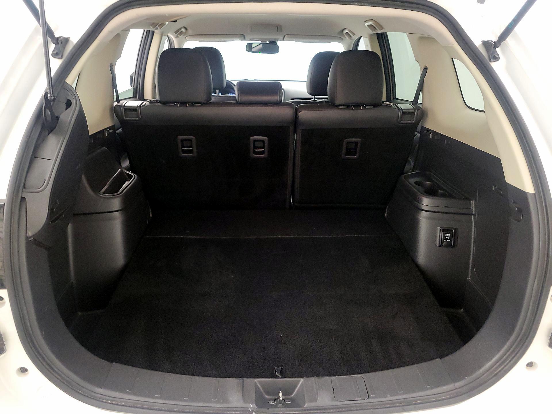 Thumbnail: 2018 Mitsubishi Outlander - 20