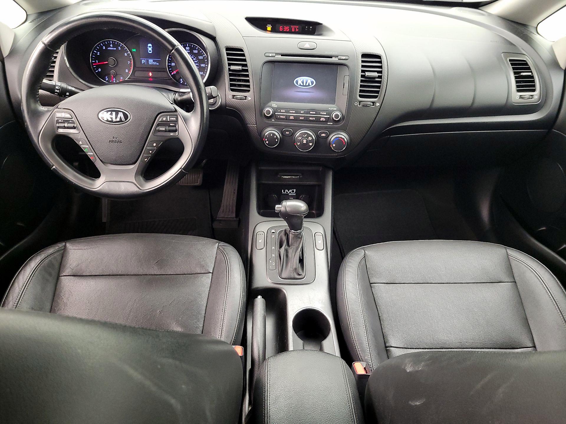 Thumbnail: 2016 Kia Forte - 9