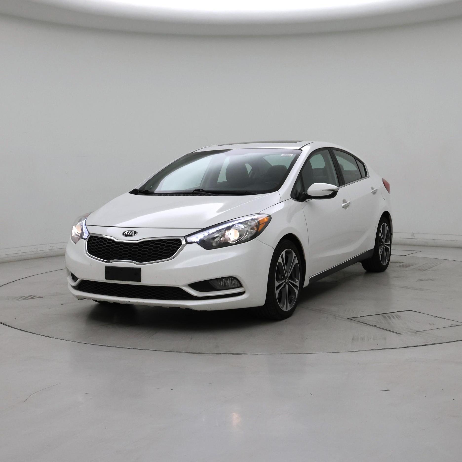 Thumbnail: 2016 Kia Forte - 4