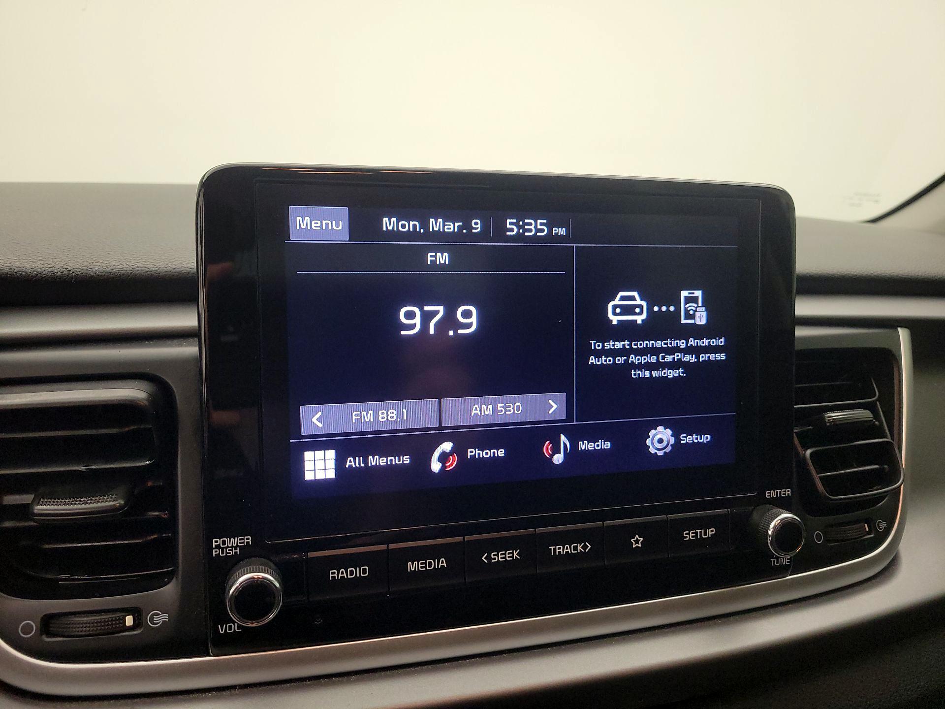 Thumbnail: 2023 Kia Rio - 15