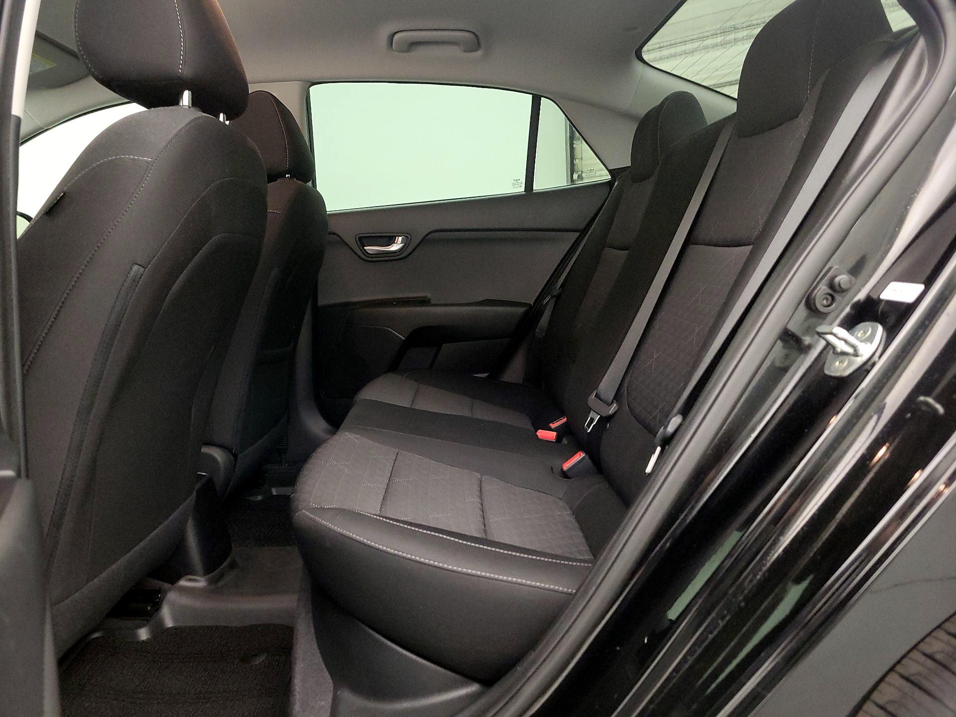 Thumbnail: 2023 Kia Rio - 19