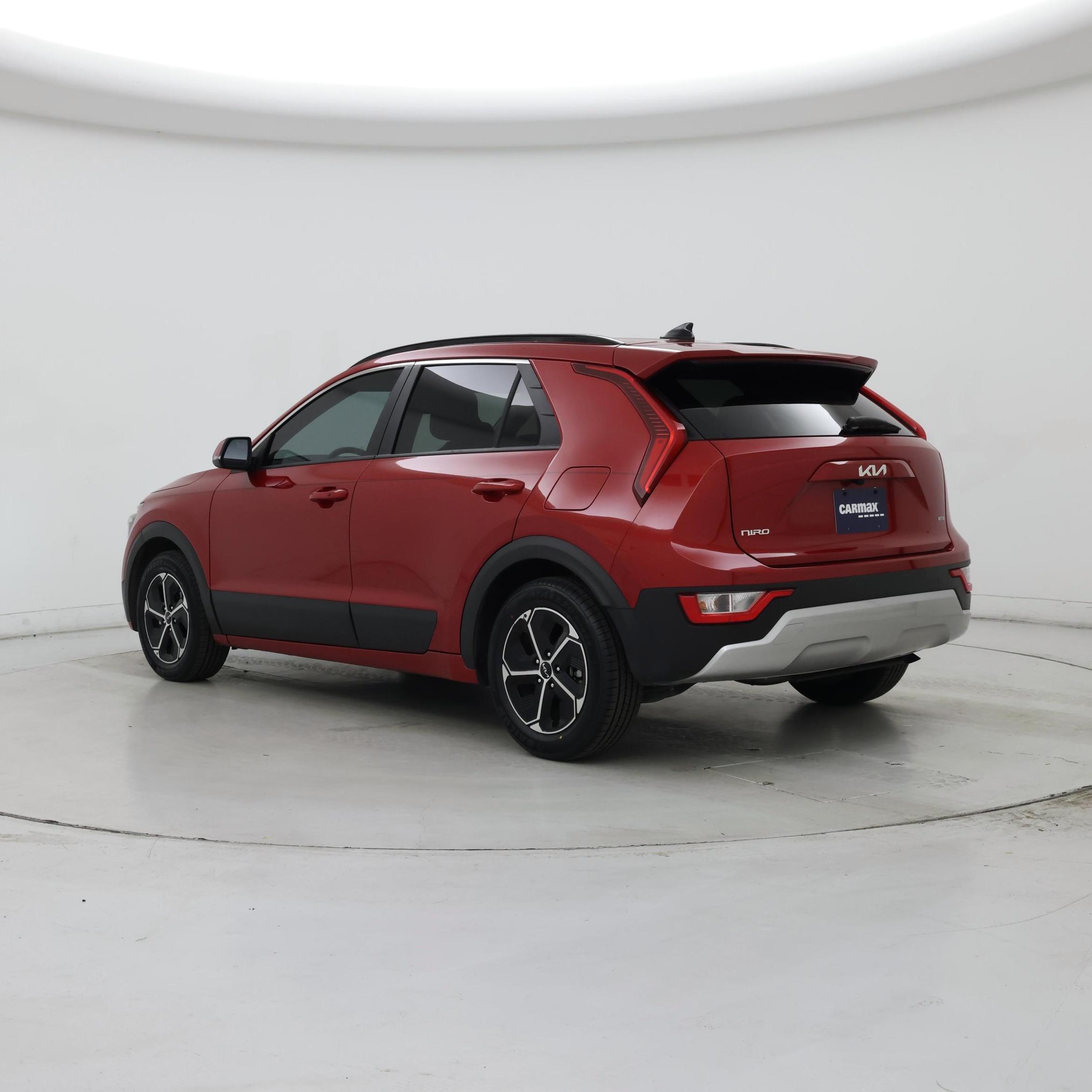 Thumbnail: 2023 Kia Niro - 2