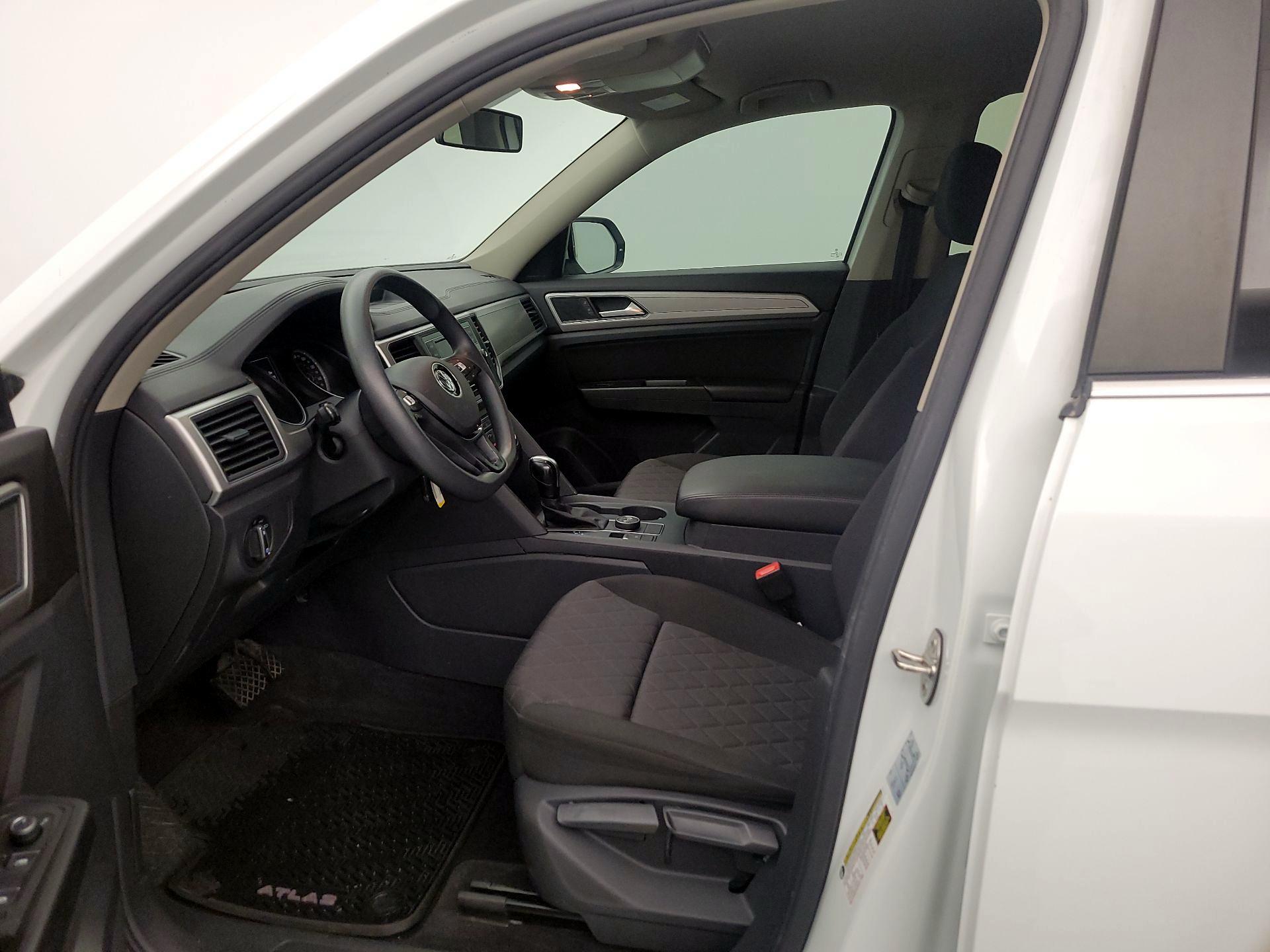 Thumbnail: 2018 Volkswagen Atlas - 11