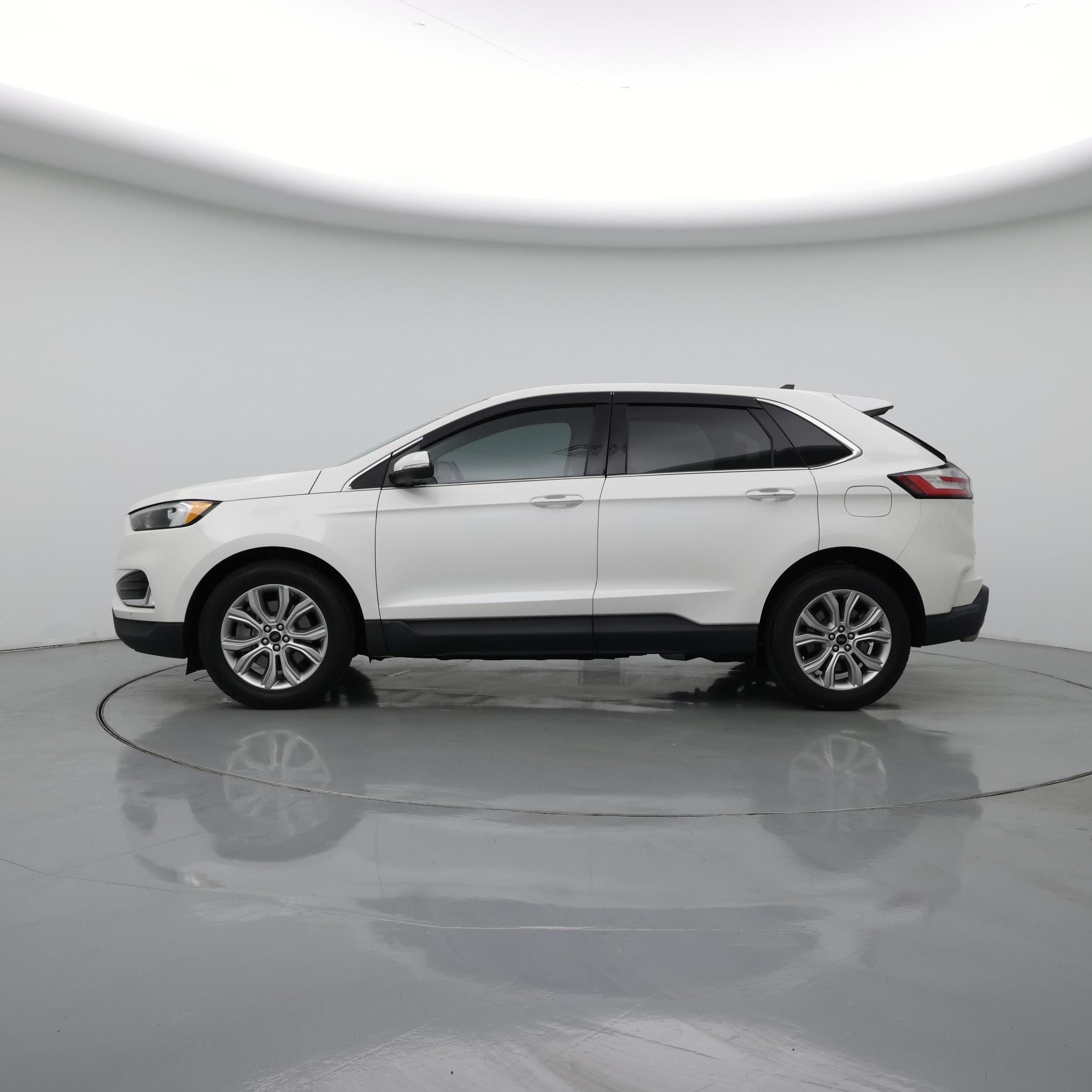 Thumbnail: 2023 Ford Edge - 3