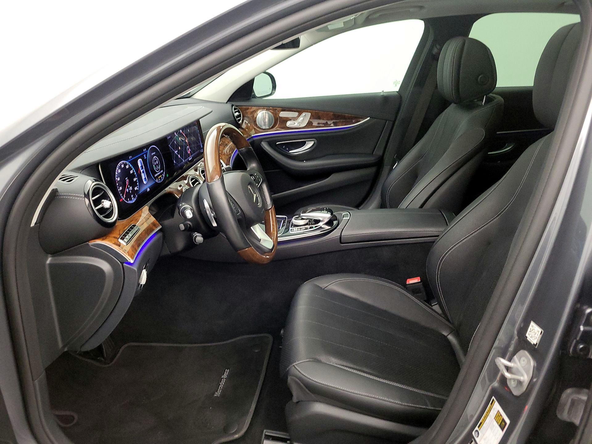 Thumbnail: 2018 Mercedes-Benz E-Class - 11