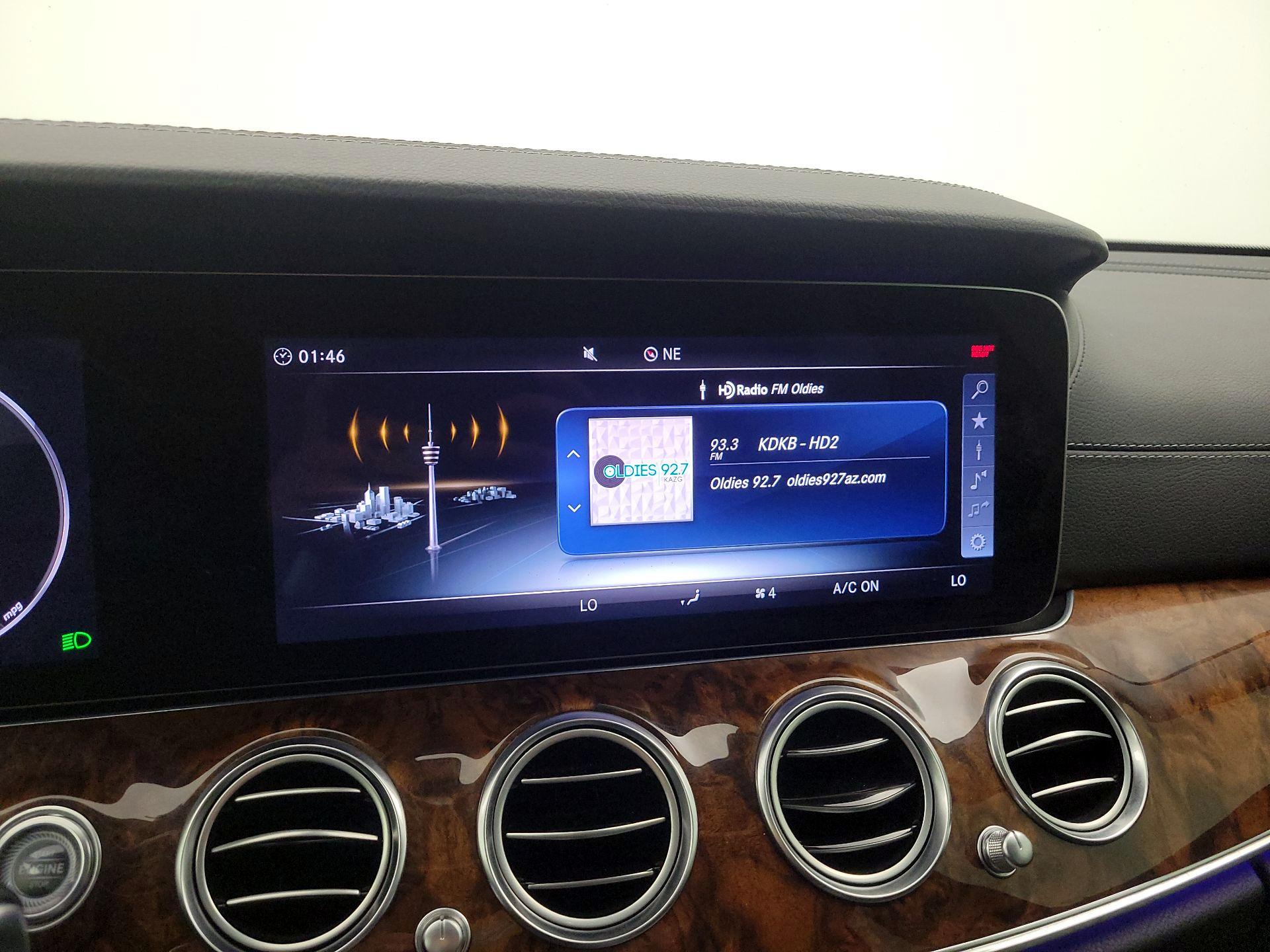 Thumbnail: 2018 Mercedes-Benz E-Class - 16