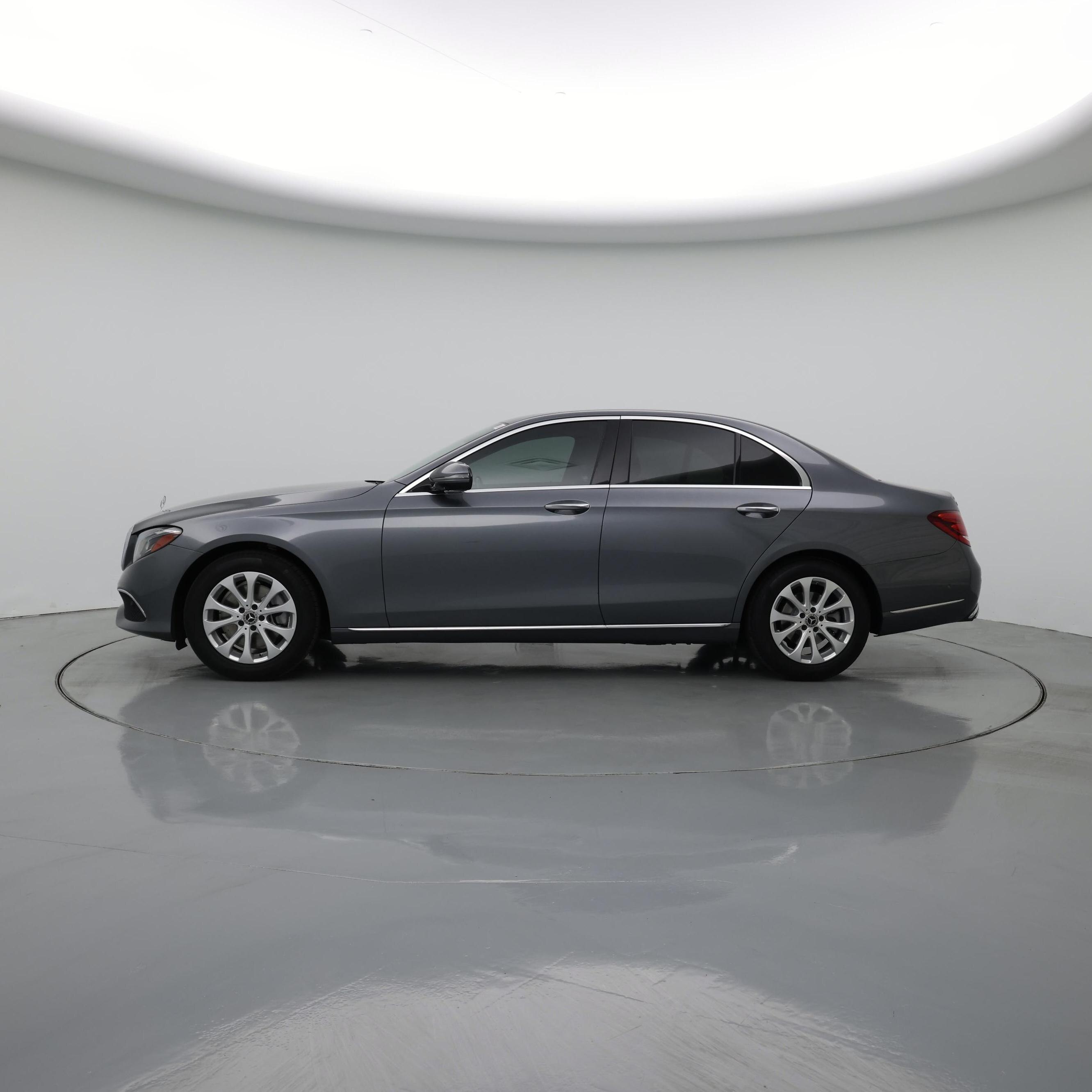 Thumbnail: 2018 Mercedes-Benz E-Class - 3