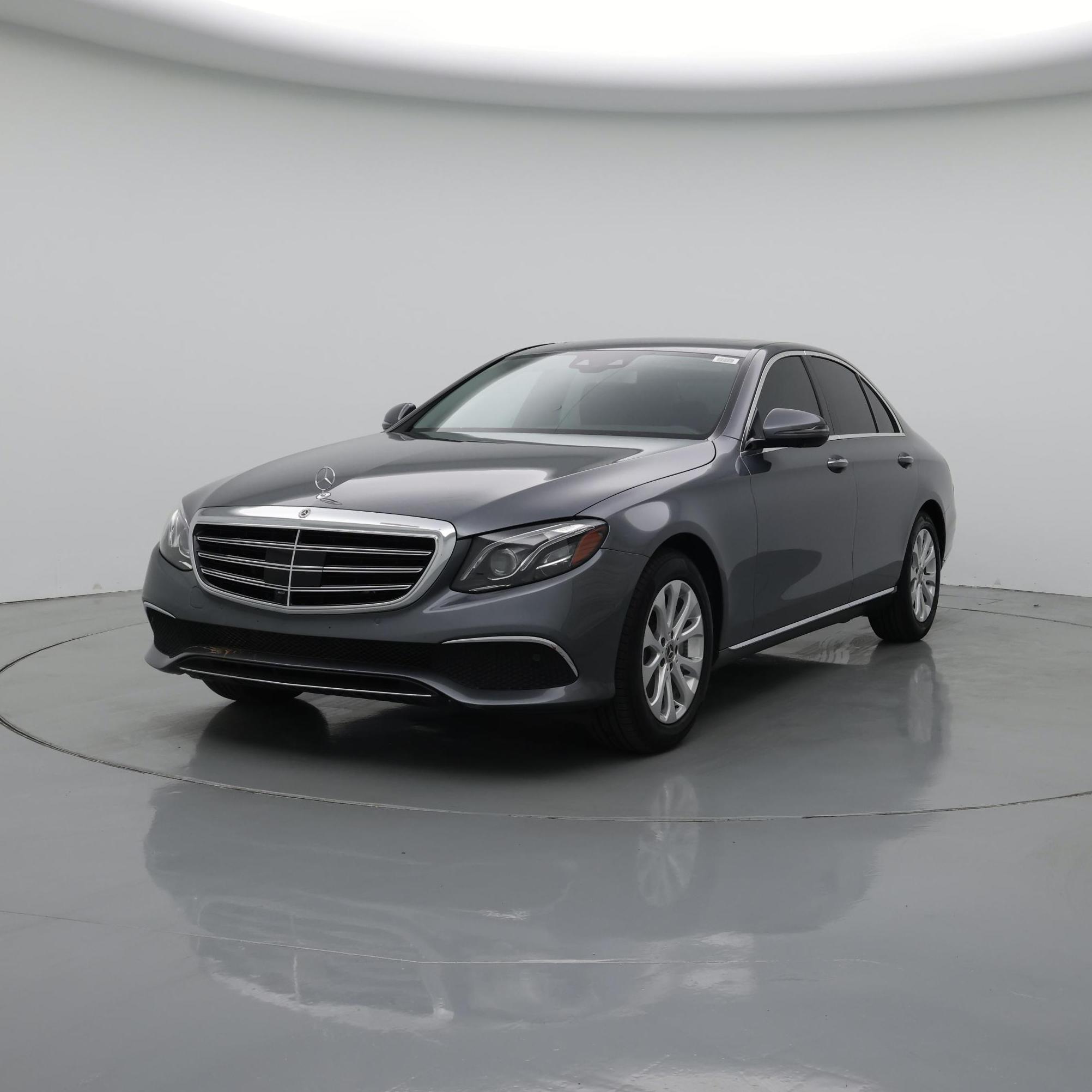 Thumbnail: 2018 Mercedes-Benz E-Class - 4