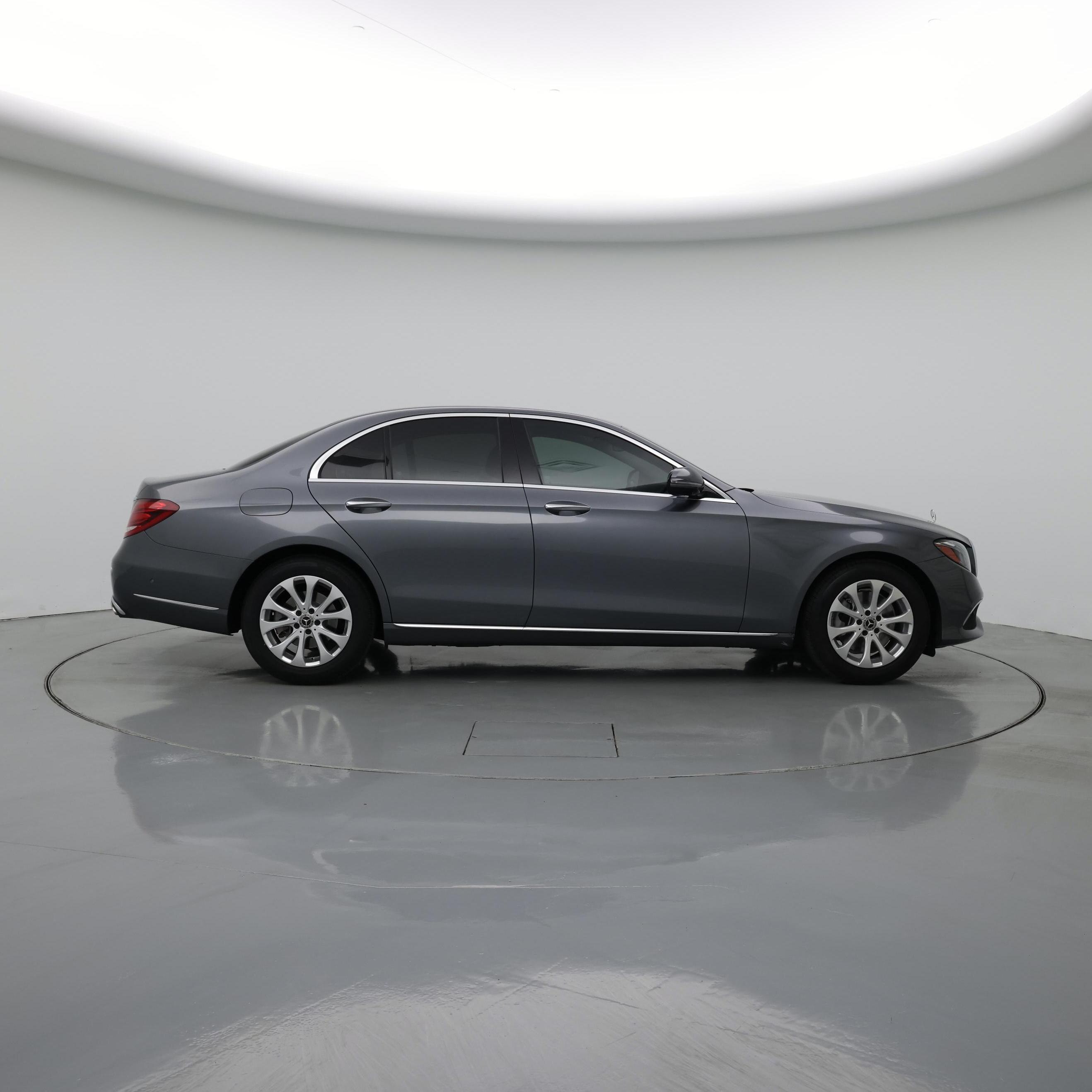 Thumbnail: 2018 Mercedes-Benz E-Class - 7