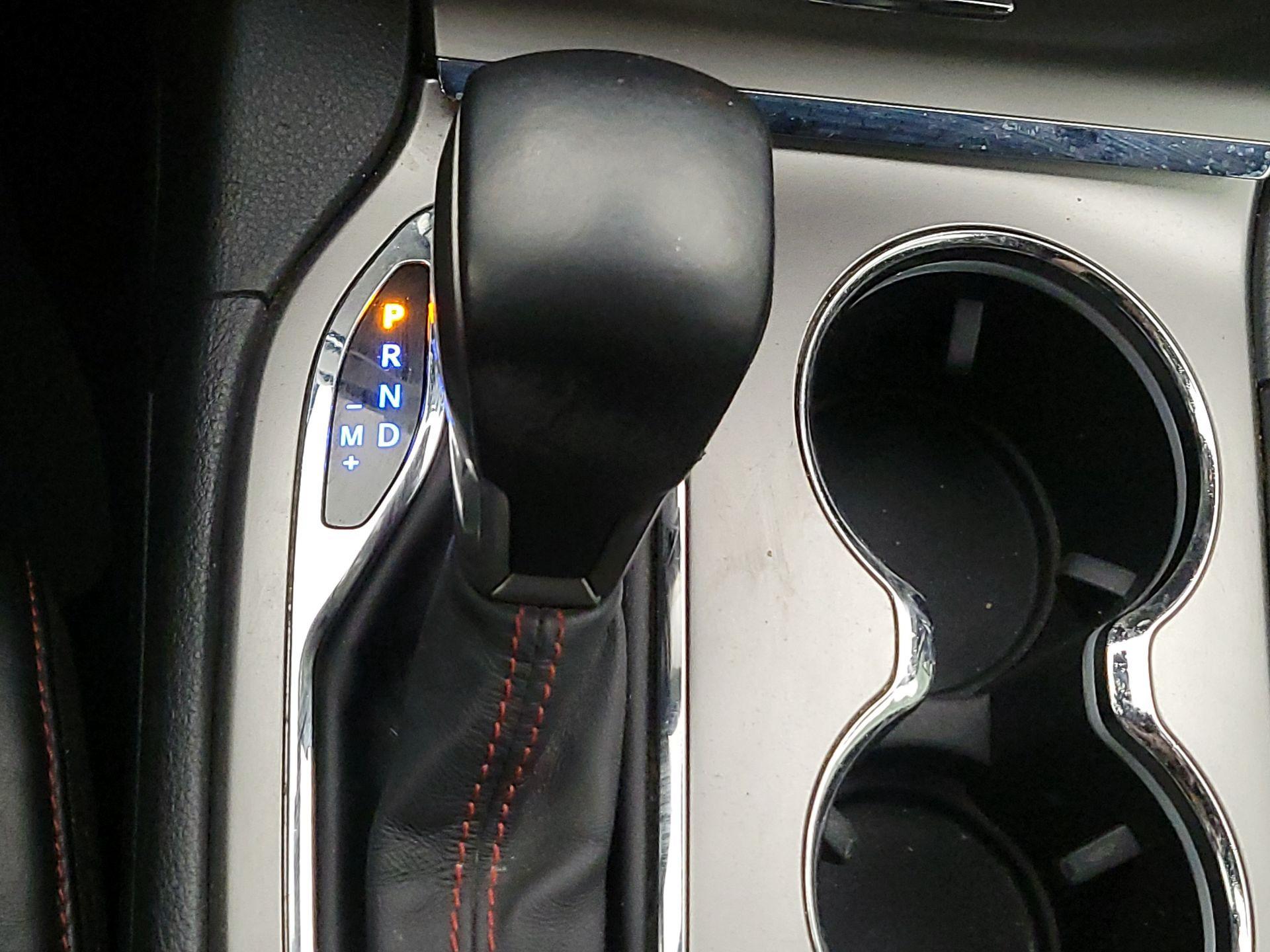 Thumbnail: 2019 Jeep Grand Cherokee - 17