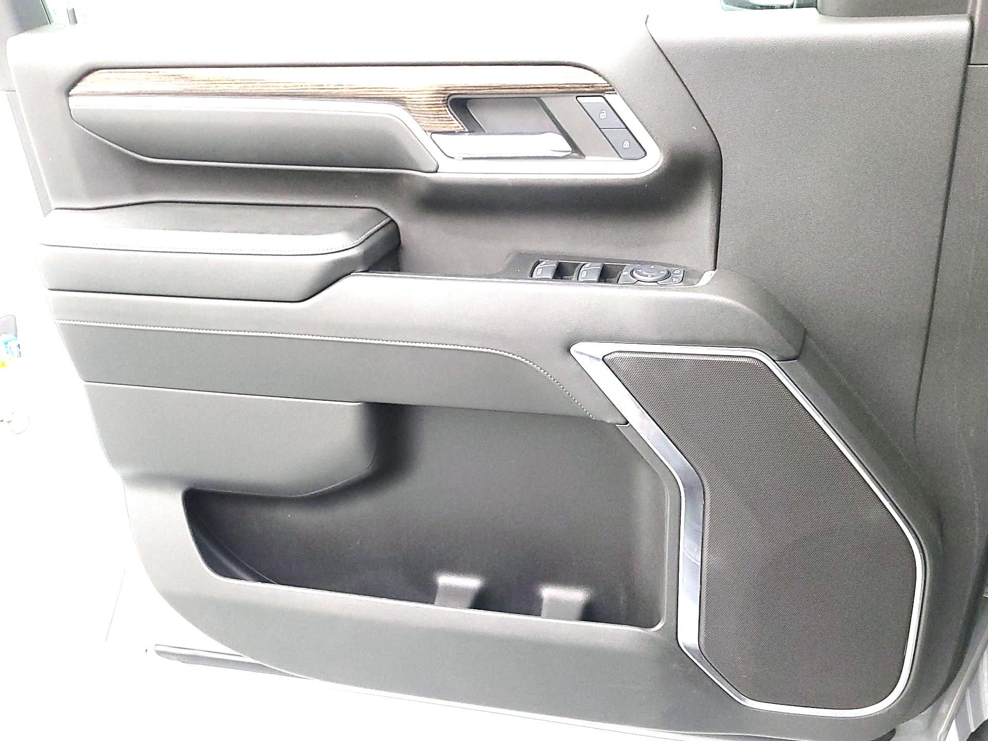 Thumbnail: 2024 GMC Sierra 2500 - 1