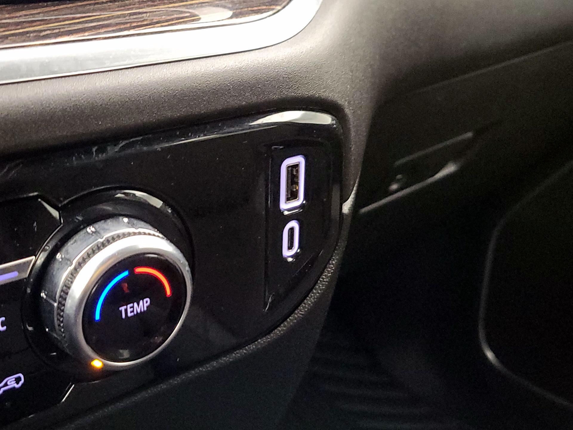 Thumbnail: 2024 GMC Sierra 2500 - 16