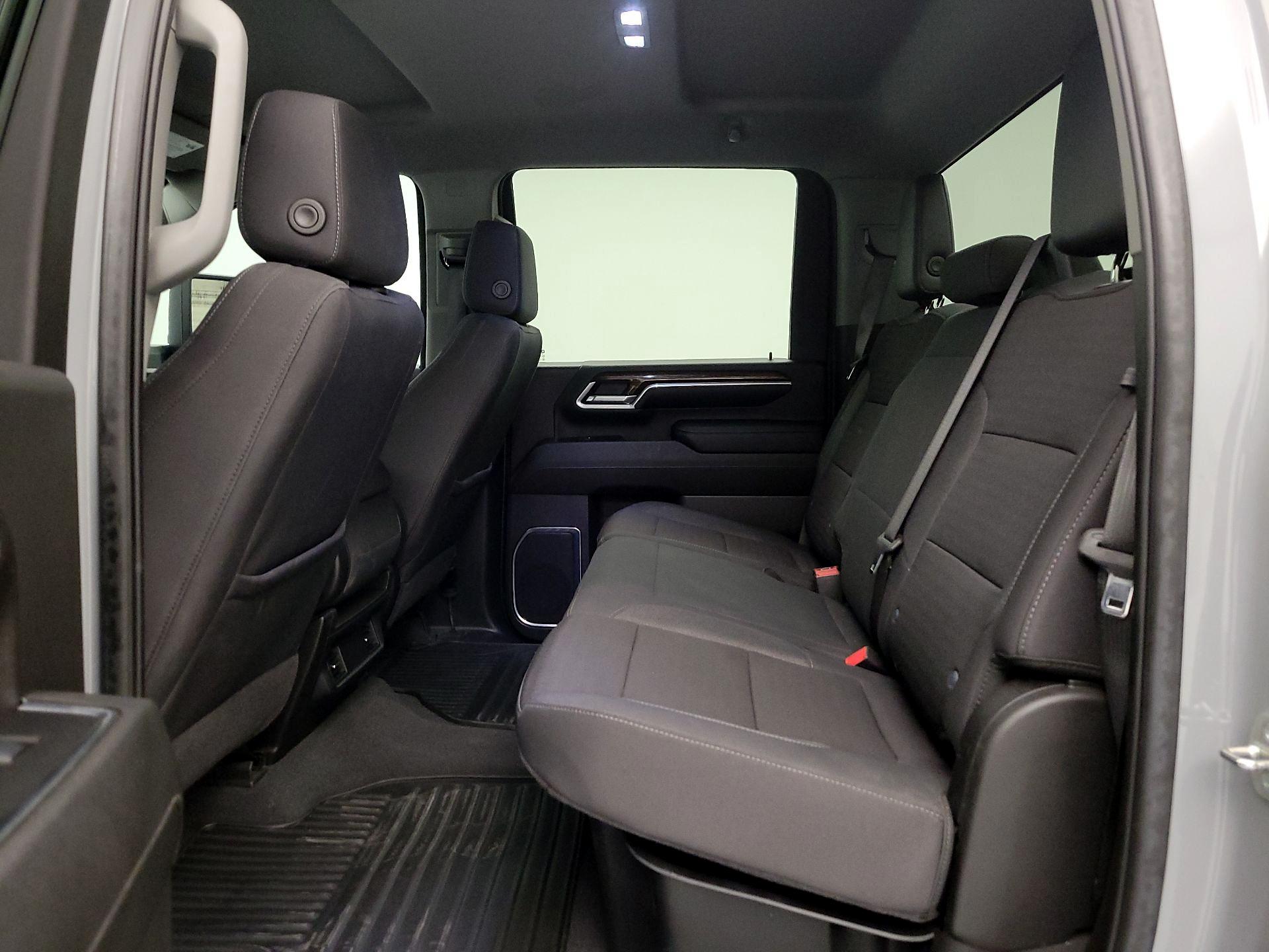 Thumbnail: 2024 GMC Sierra 2500 - 17