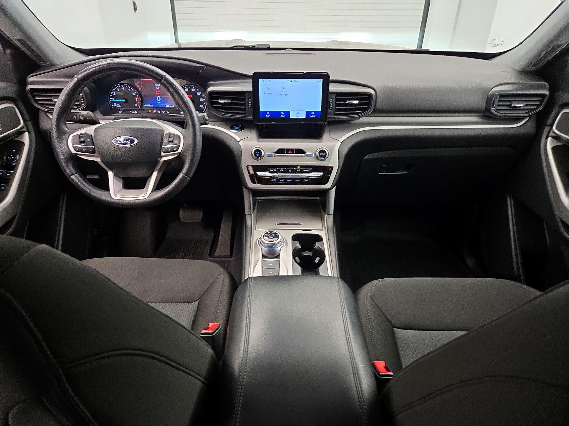 Thumbnail: 2023 Ford Explorer - 9