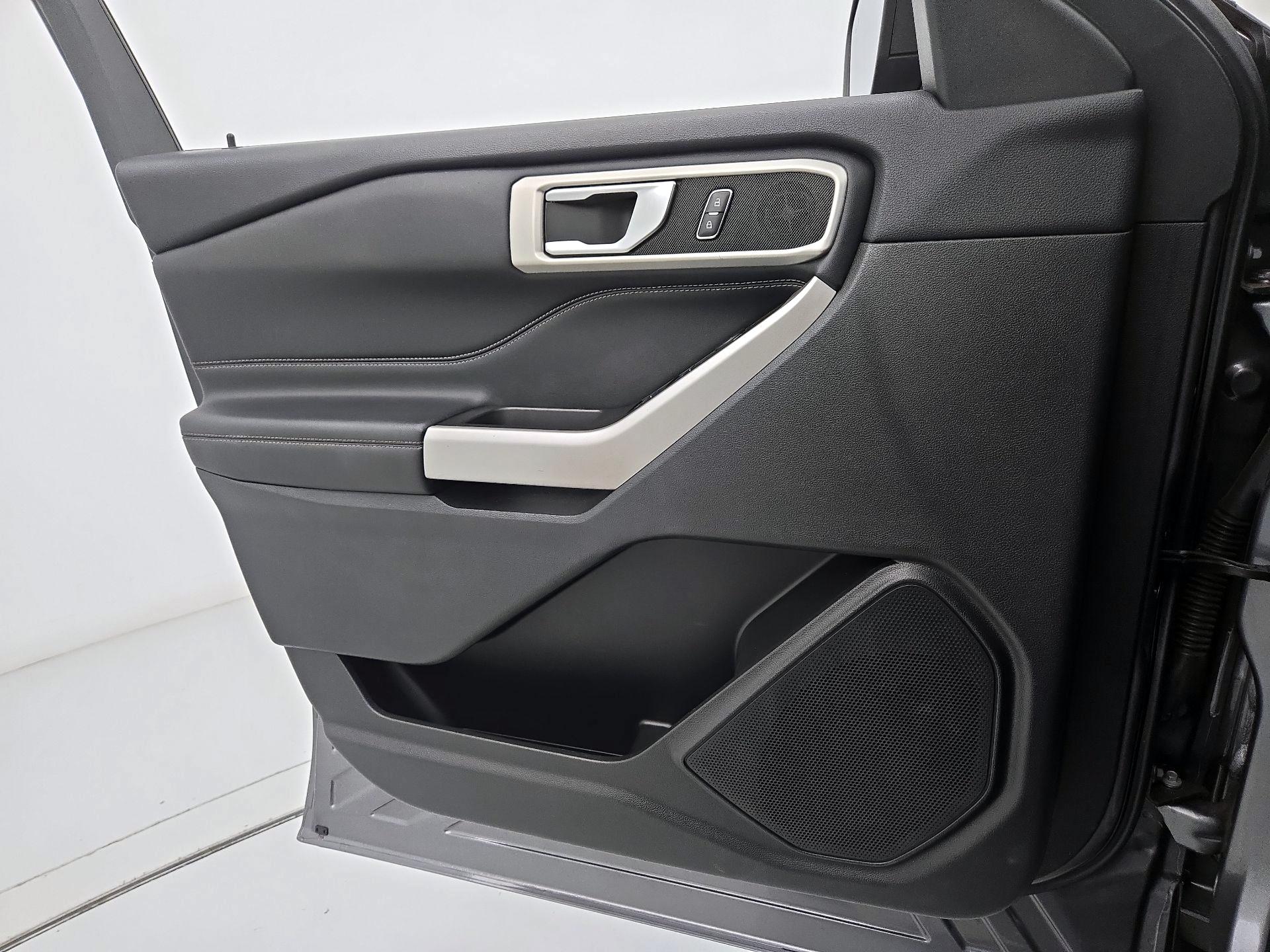 Thumbnail: 2023 Ford Explorer - 12