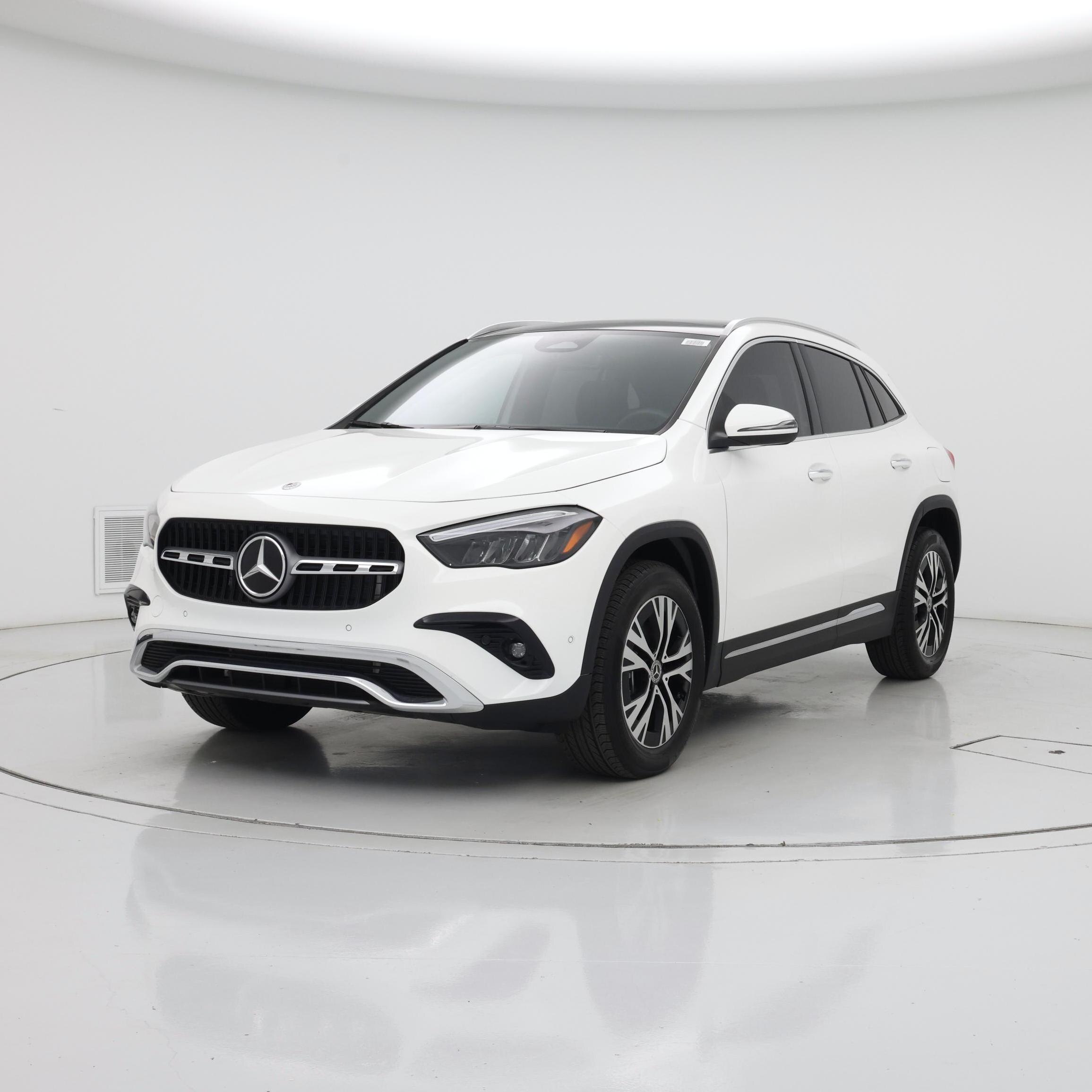 Thumbnail: 2025 Mercedes-Benz GLA - 4