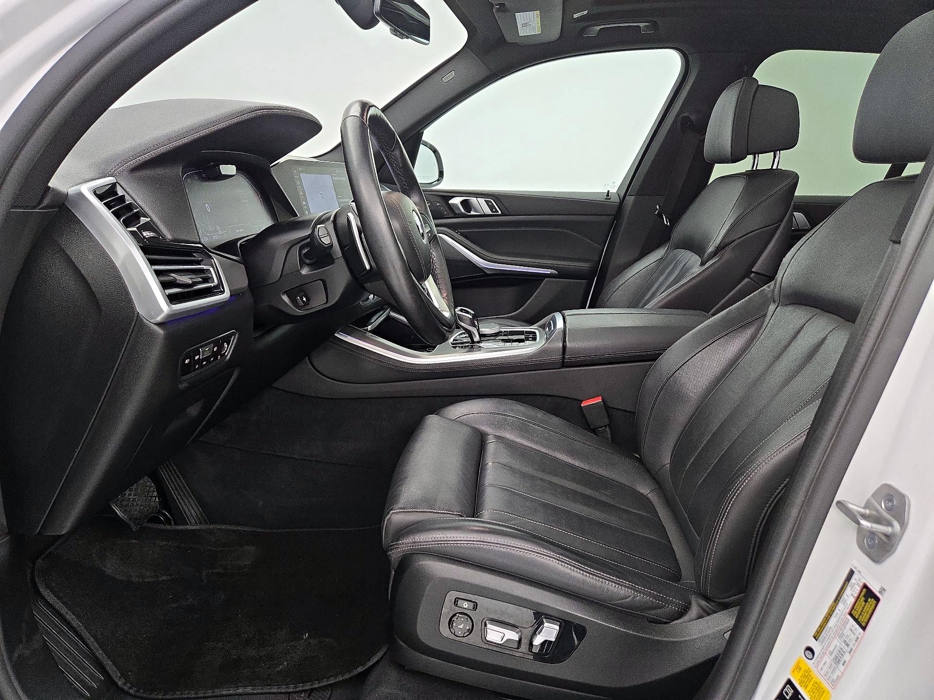 Thumbnail: 2021 BMW X5 - 11