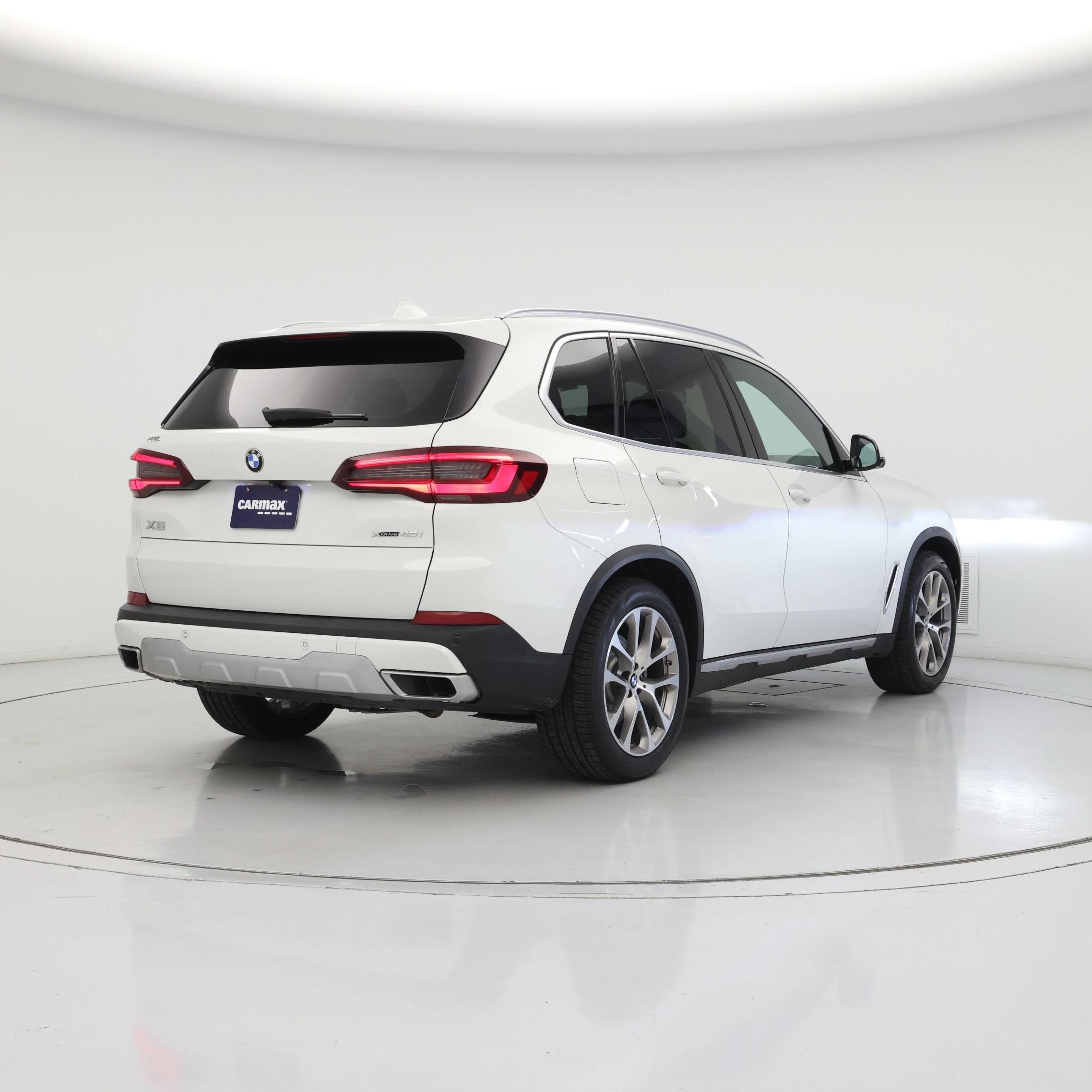 Thumbnail: 2021 BMW X5 - 8