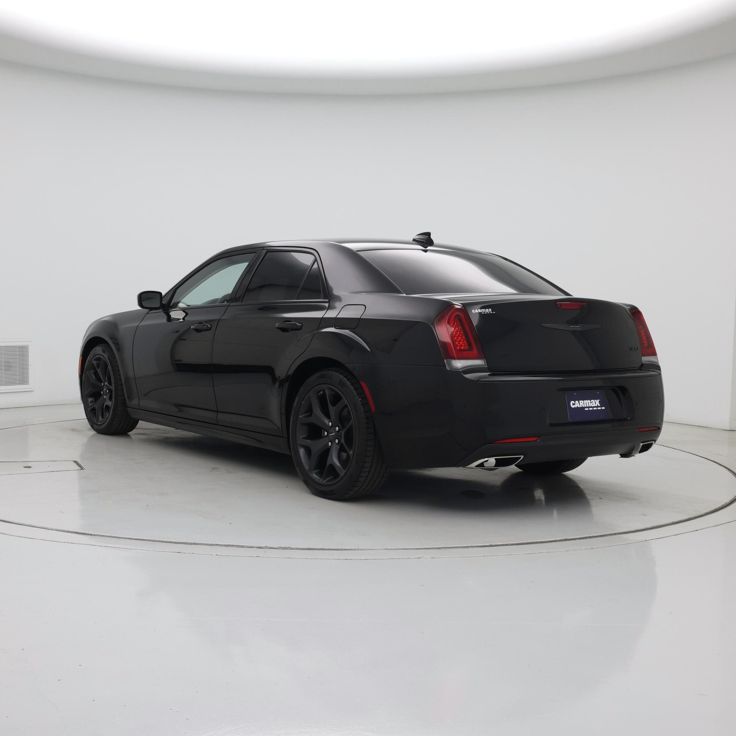 Thumbnail: 2022 Chrysler 300 - 2