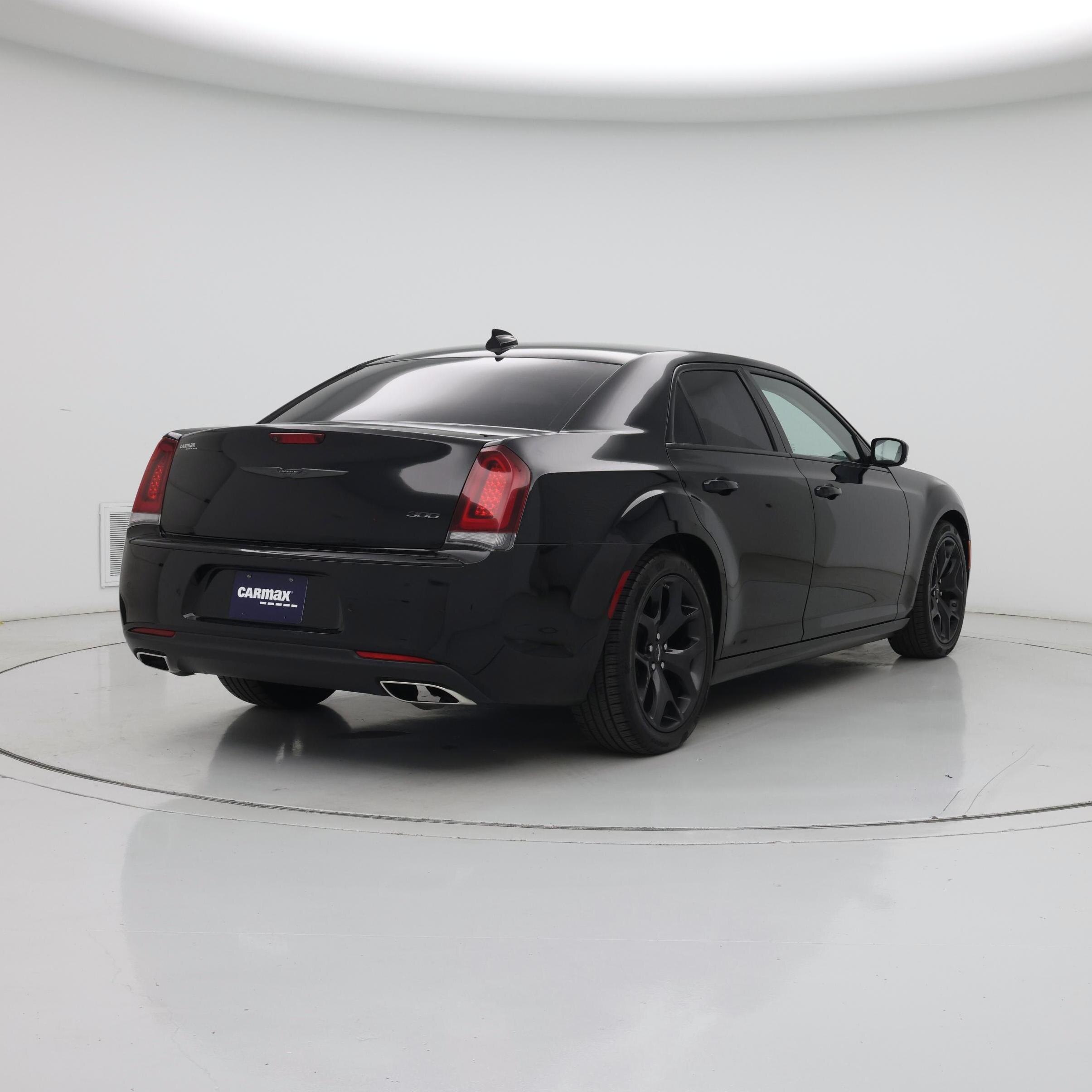 Thumbnail: 2022 Chrysler 300 - 8