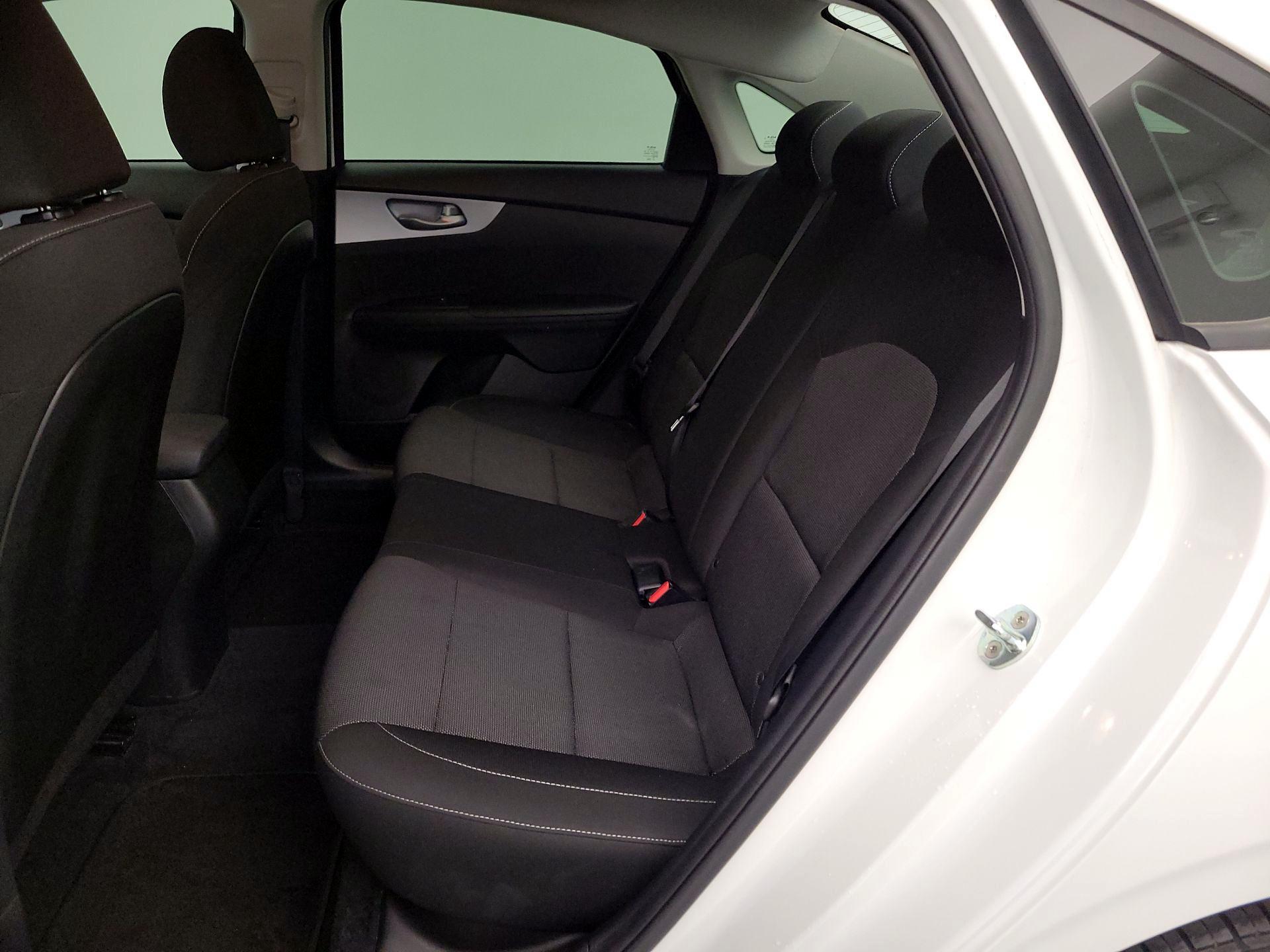 Thumbnail: 2022 Kia Forte - 19