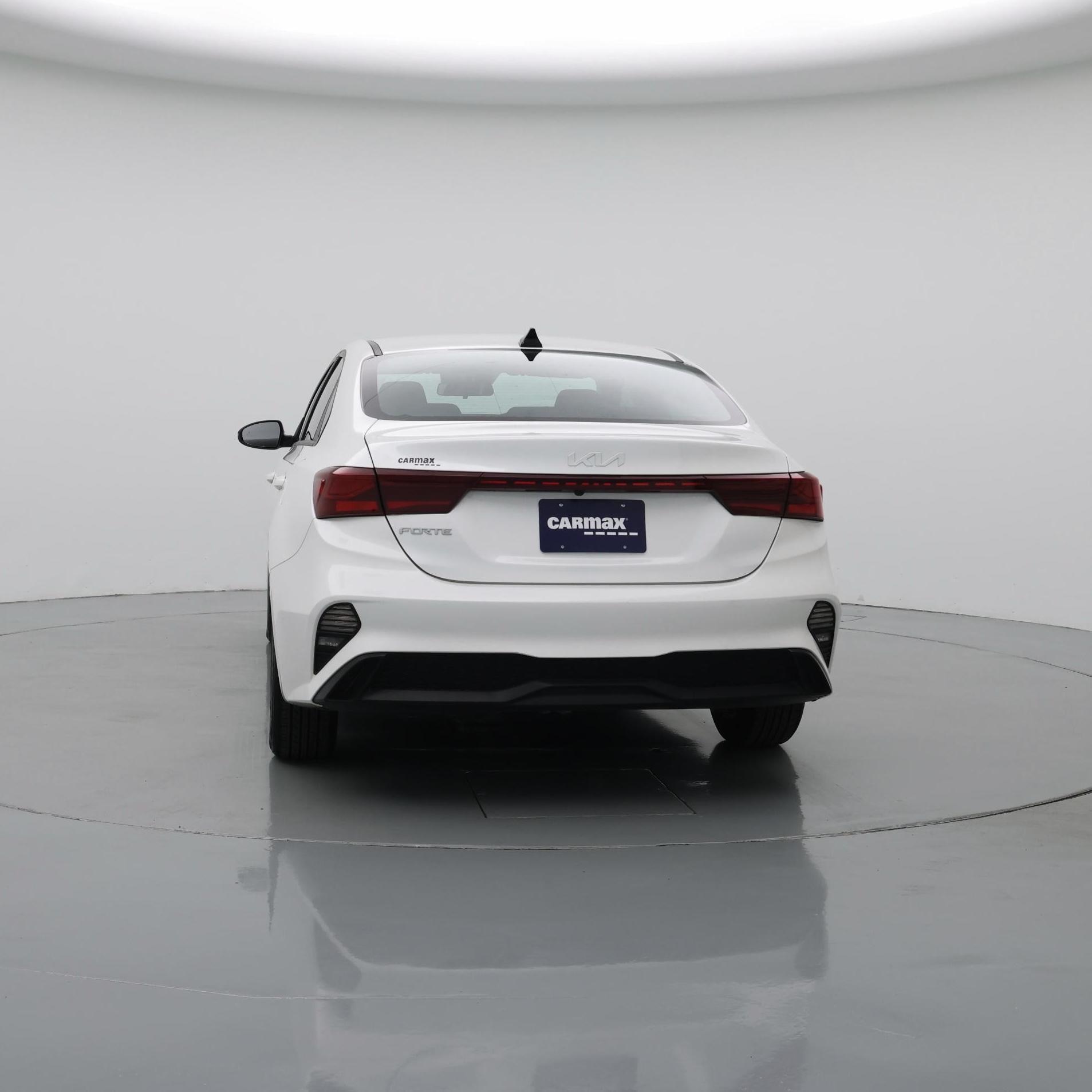 Thumbnail: 2022 Kia Forte - 6