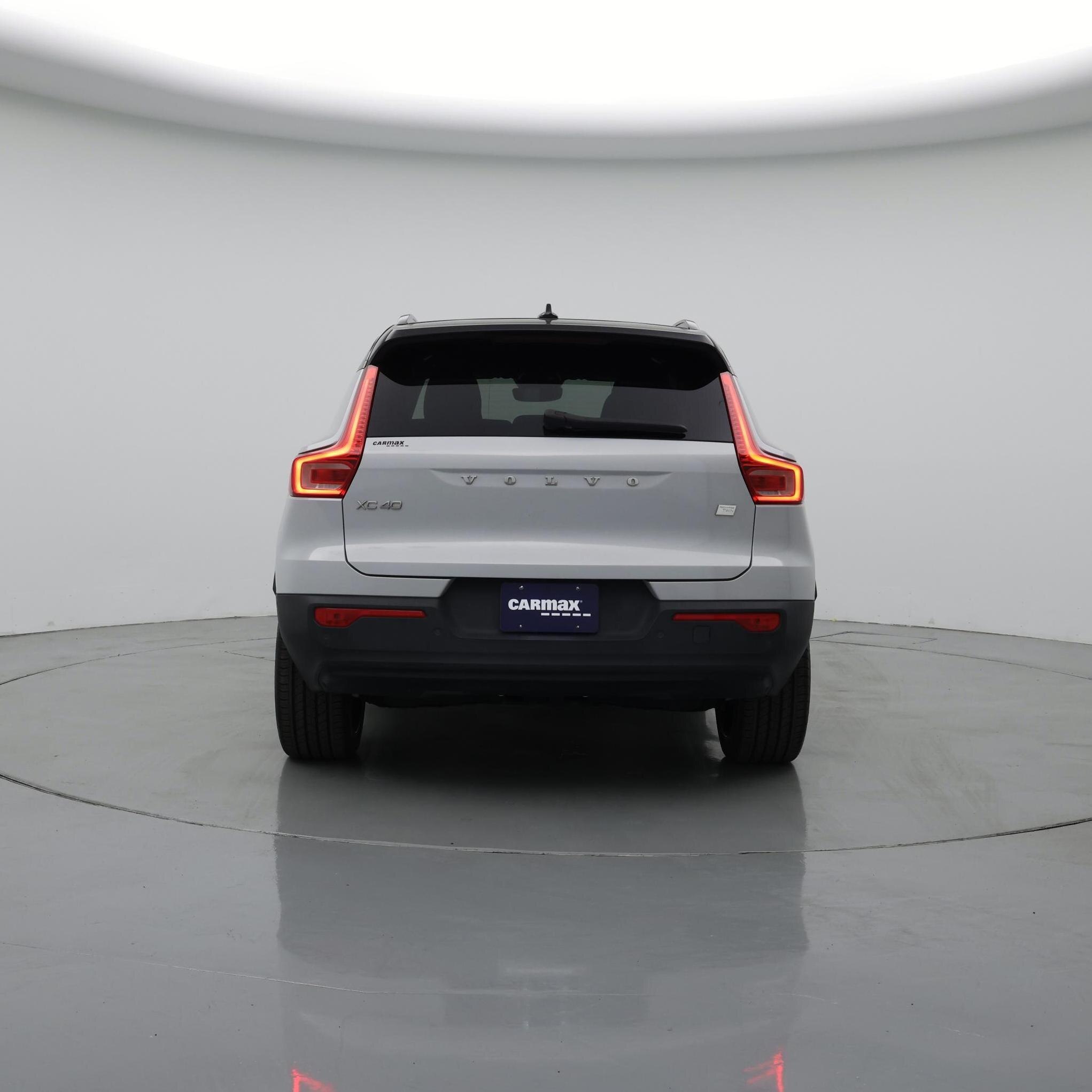 Thumbnail: 2022 Volvo XC40 - 6