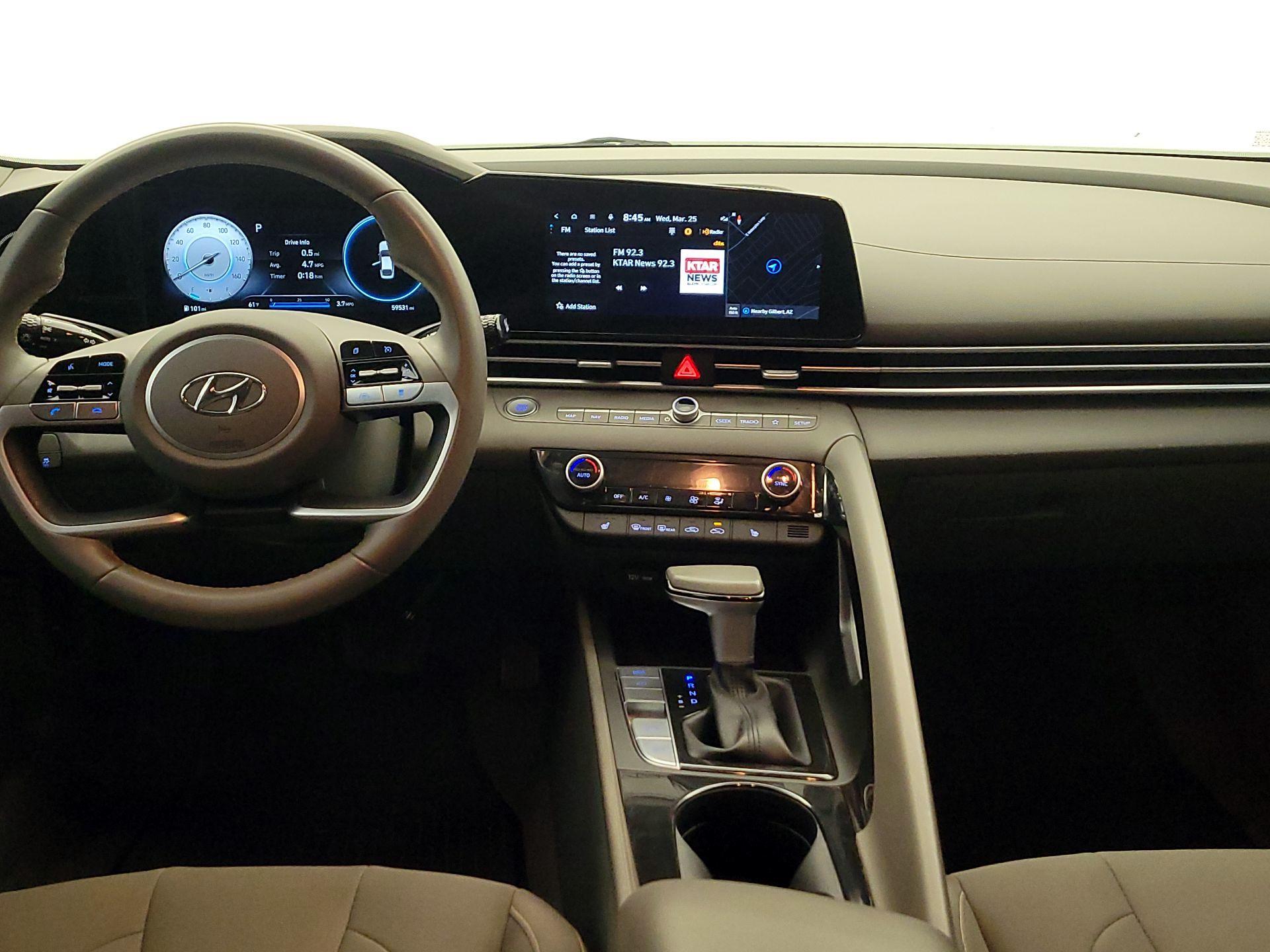 Thumbnail: 2023 Hyundai Elantra - 9