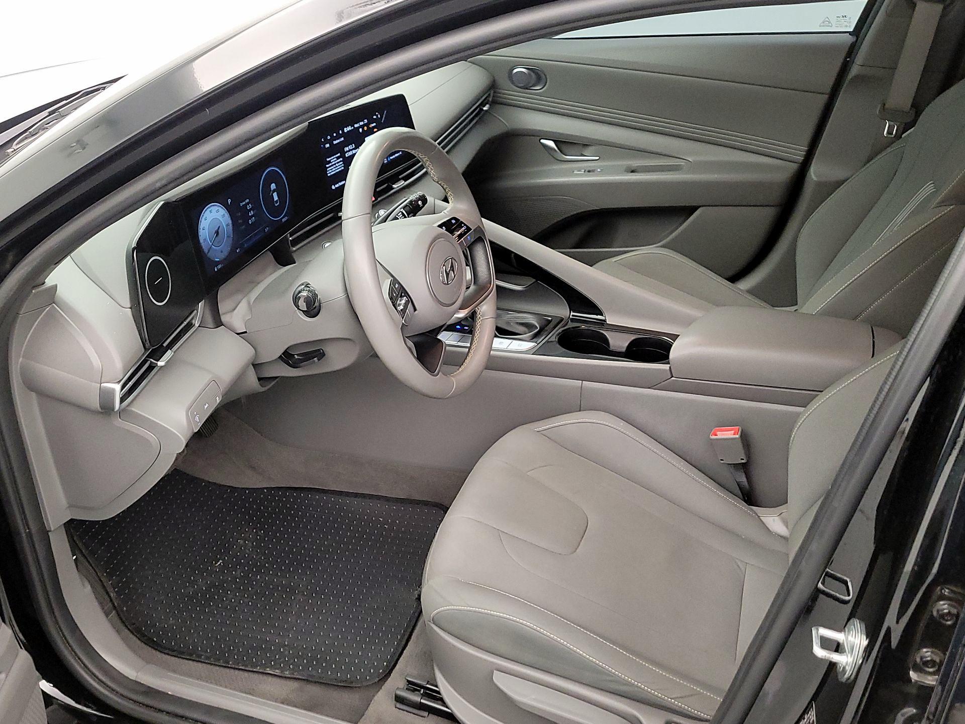 Thumbnail: 2023 Hyundai Elantra - 11