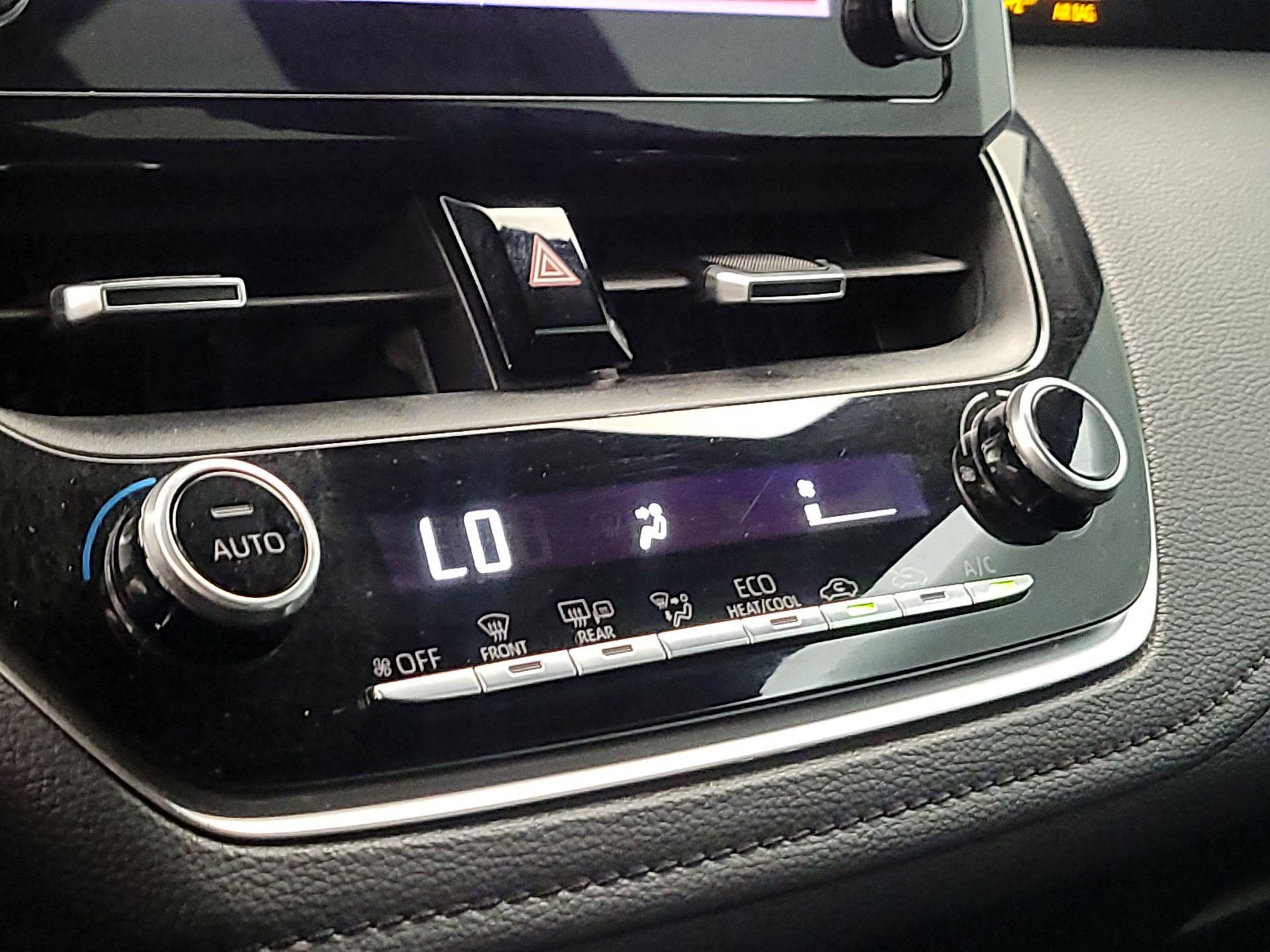 Thumbnail: 2020 Toyota Corolla - 16