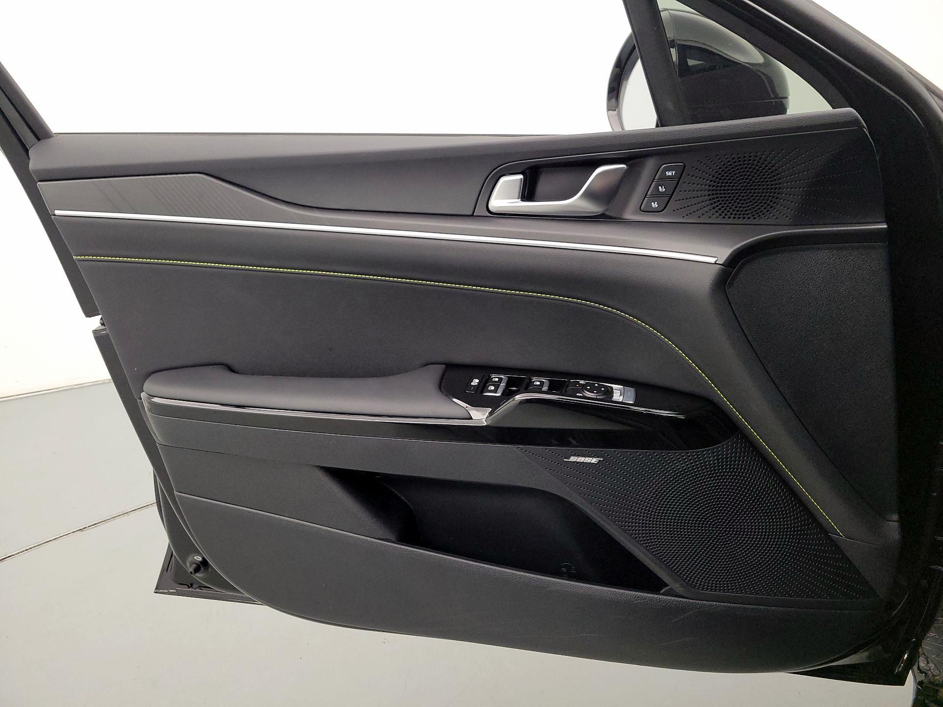 Thumbnail: 2026 Kia K5 - 12